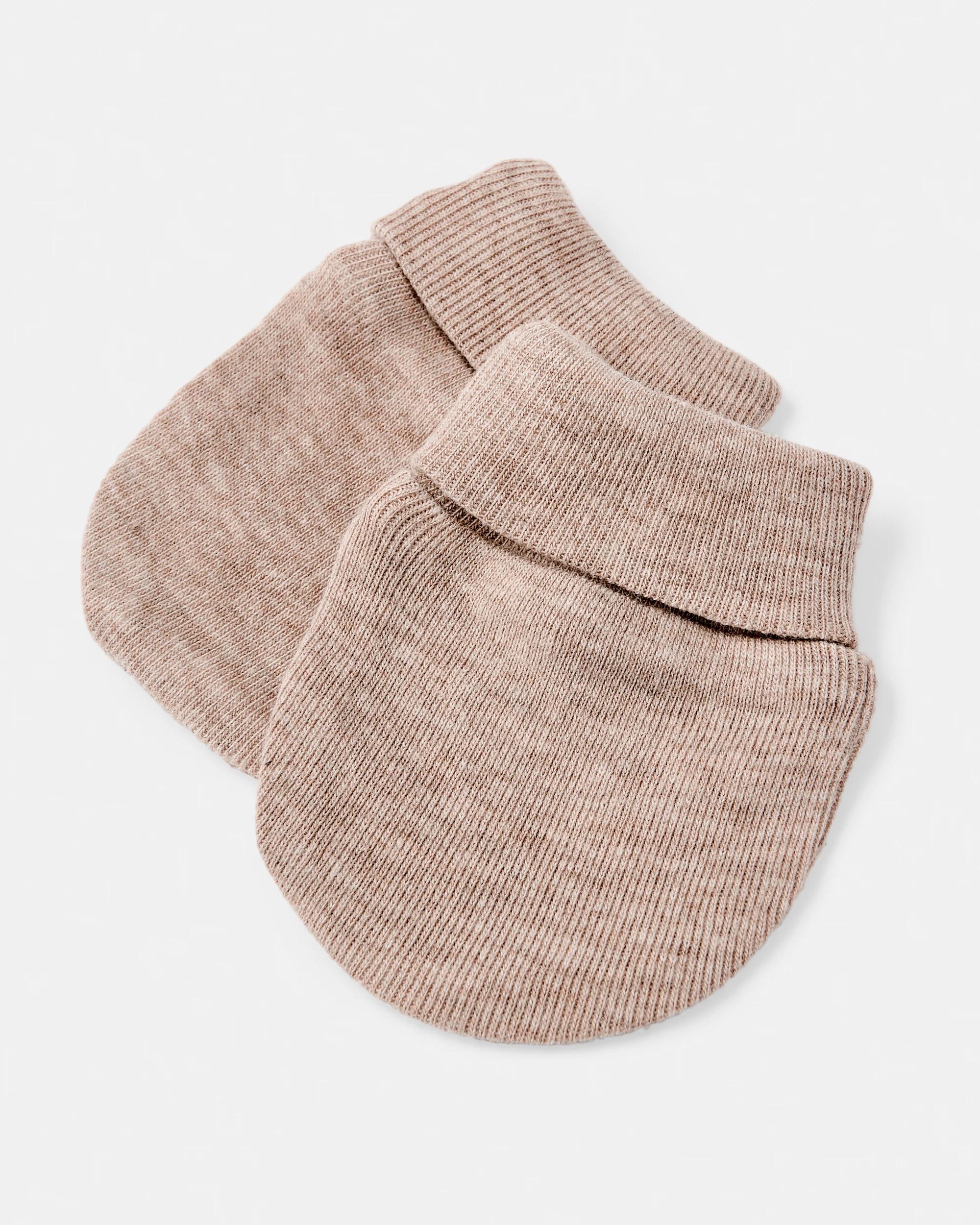 4 Newborn Hat and Mittens Set Animals, 4 of 8