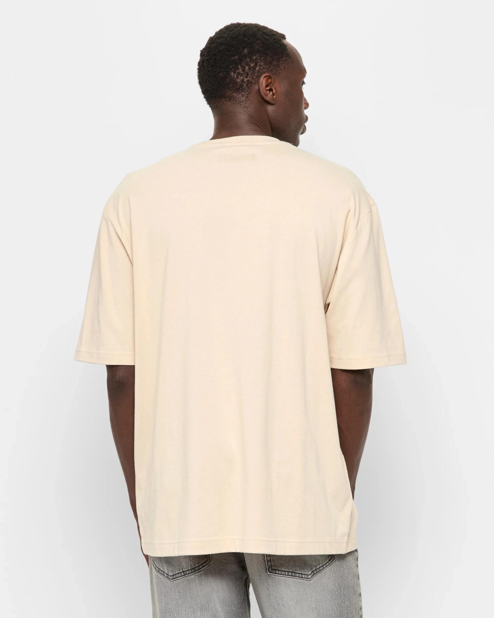 4 Licensed One Piece Straw Hat Print T-Shirt ECRU, 4 of 6