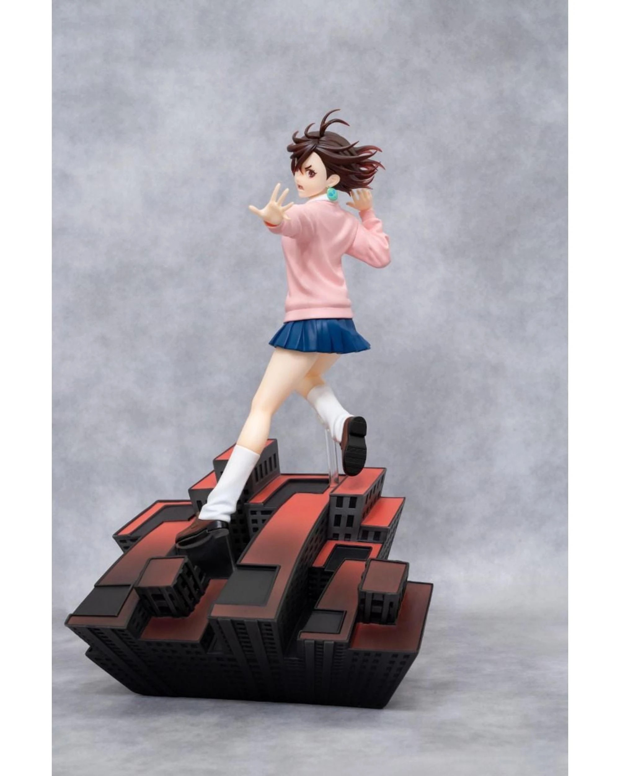 4 Taito Dressta Dan Da Dan Momo Figure, 4 of 7