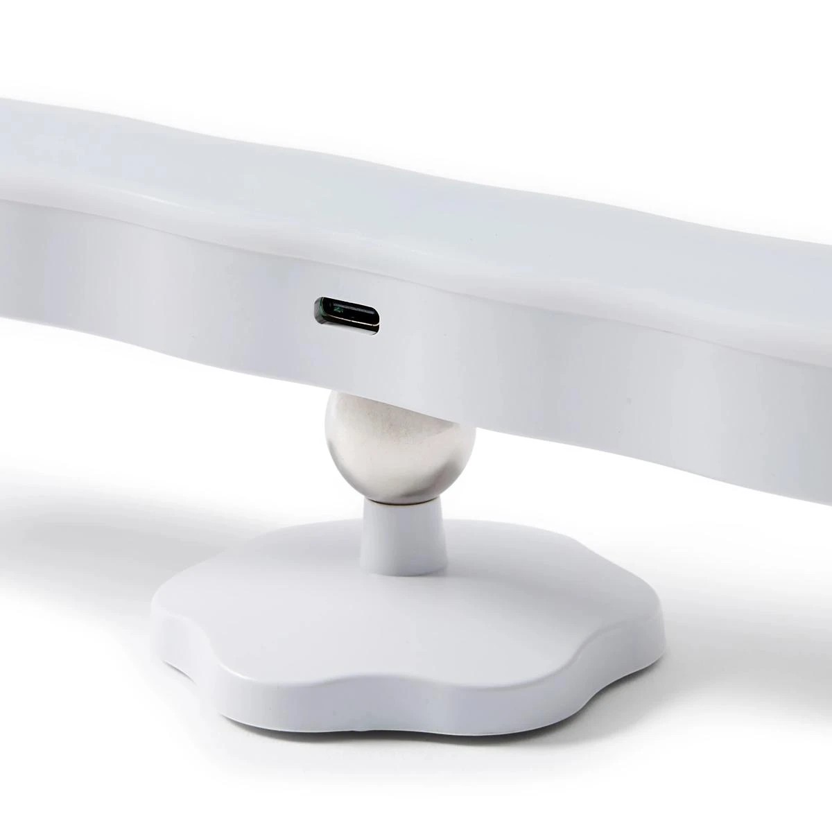 7 LED Wavy Edge Lamp, 7 of 9