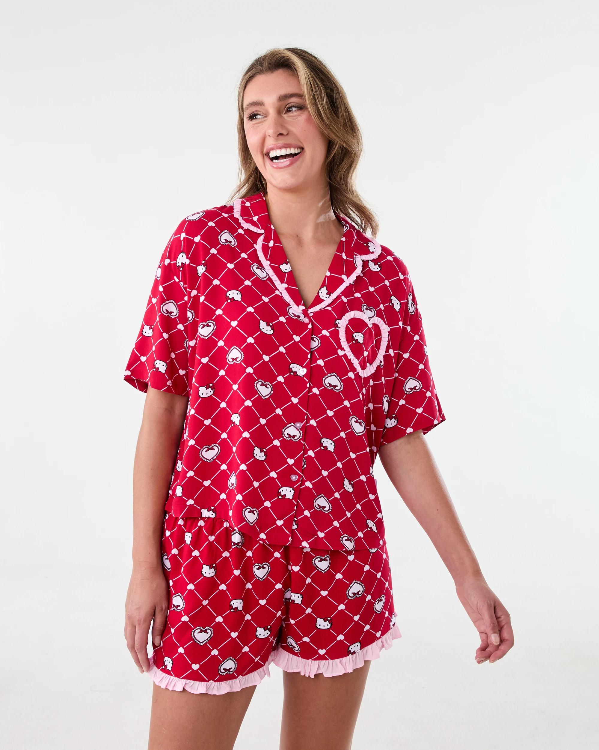 1 Hello Kitty License Frill Short Sleeve Top and Shorts Woven Boxy Pyjama Set Kitt Heart, 1 of 10