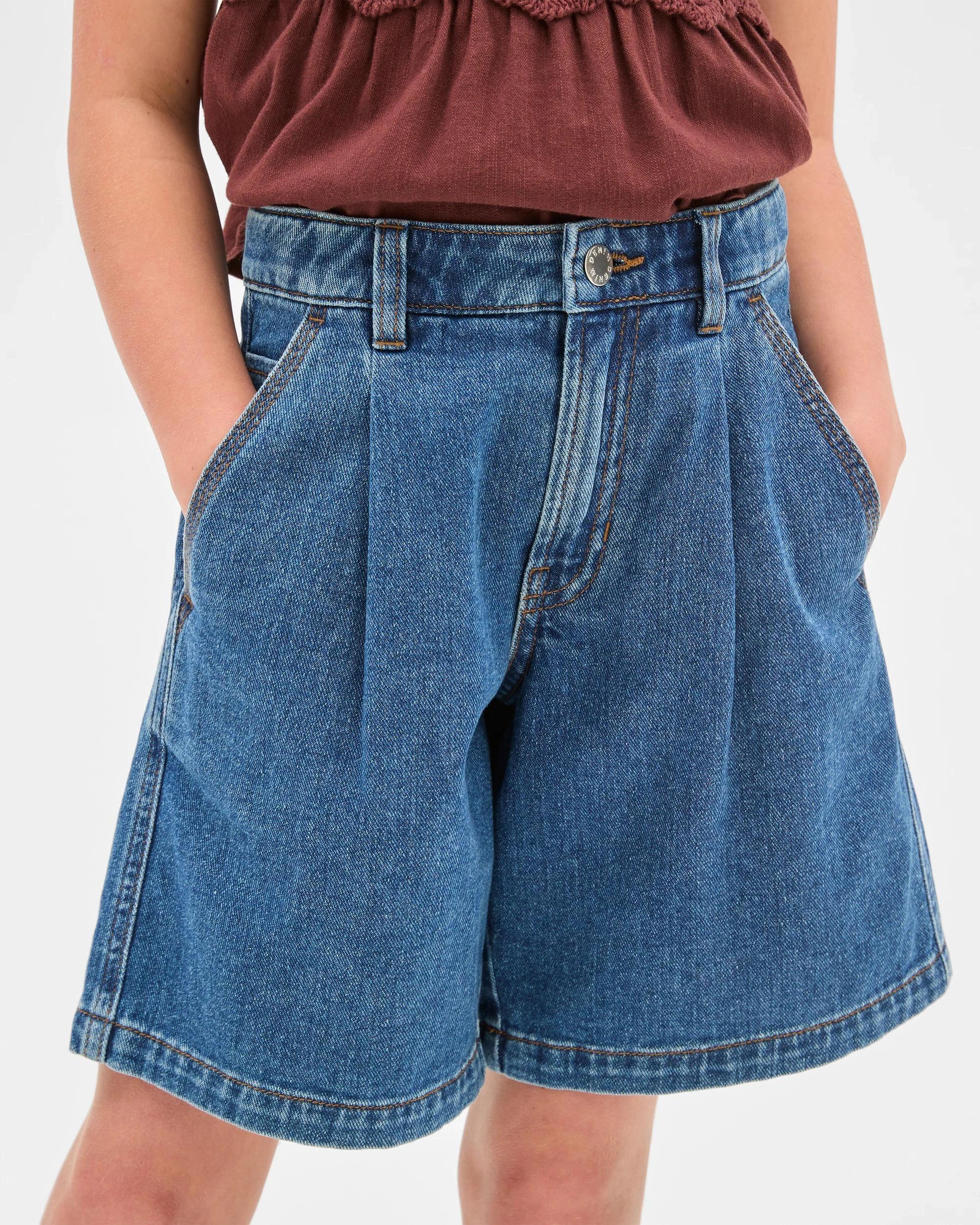 2 Target Denim Jorts MID WASH, 2 of 6