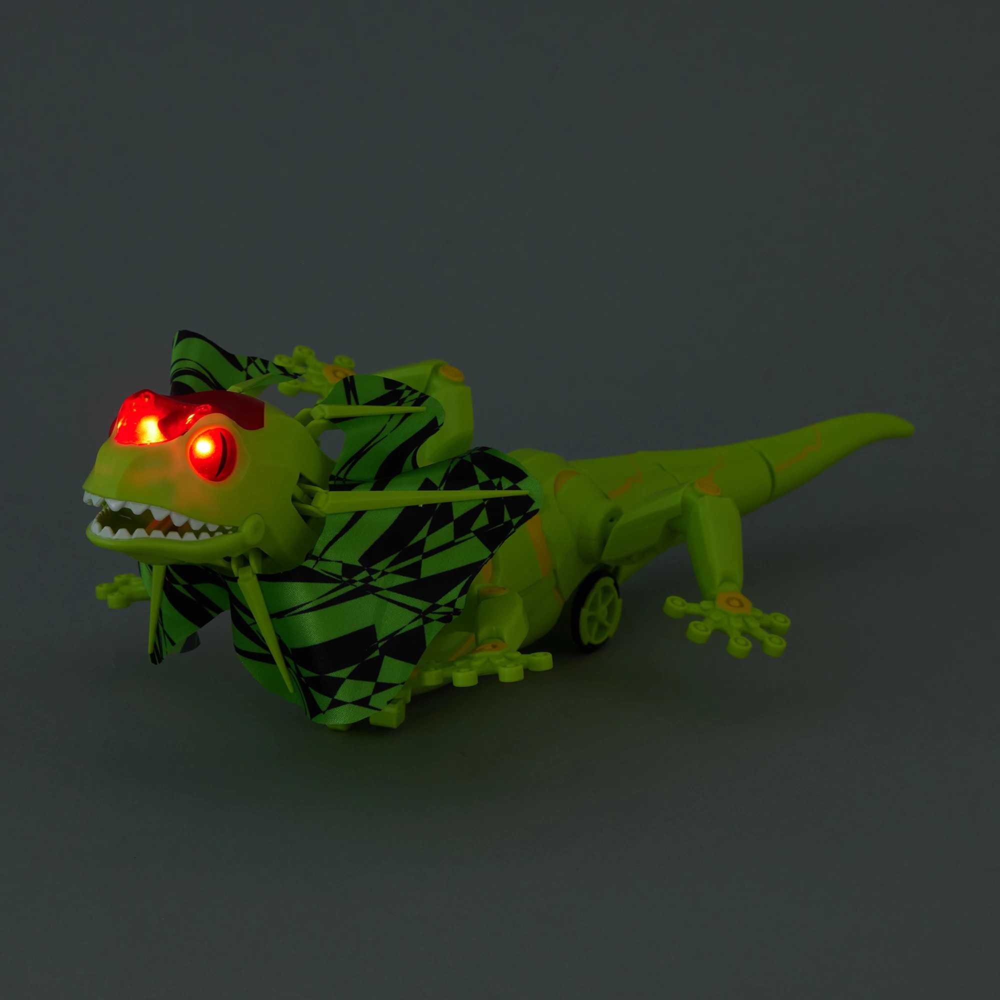 8 RC Lizard: Frilled Neck Lizard, 8 of 9