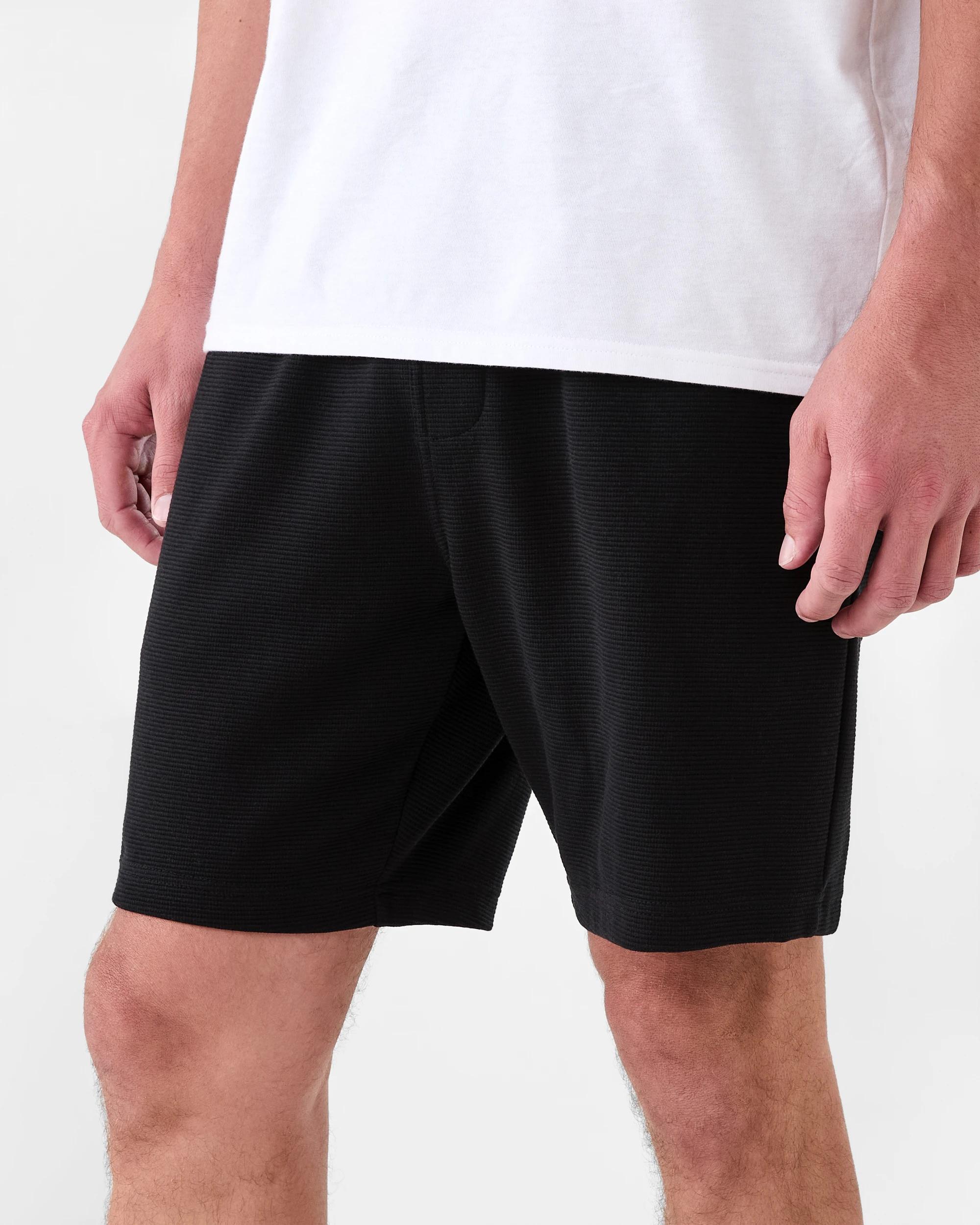 2 Textured Fleece Shorts Black, 2 of 6