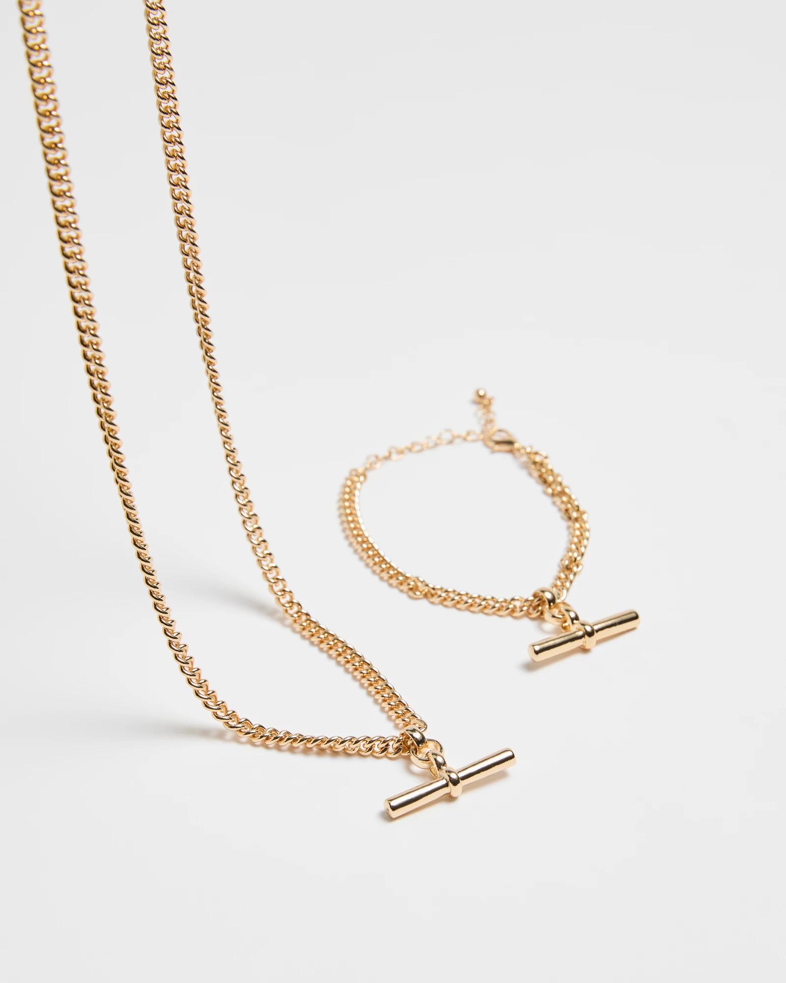 1 Target Fob Necklace And Bracelet Set GOLD COLOURWAY, 1 of 2