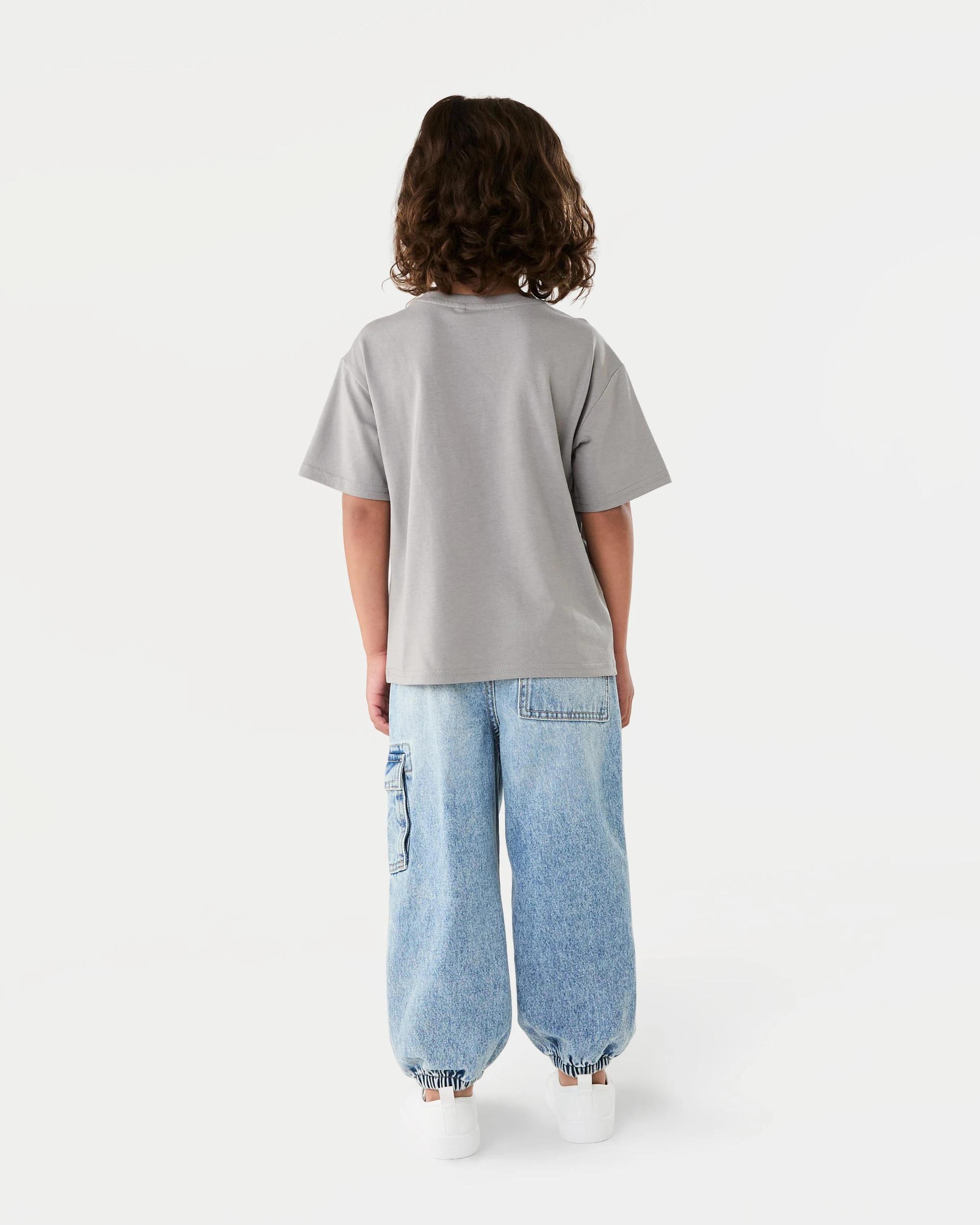 7 Chest Print T-shirt Gry Truck, 7 of 7