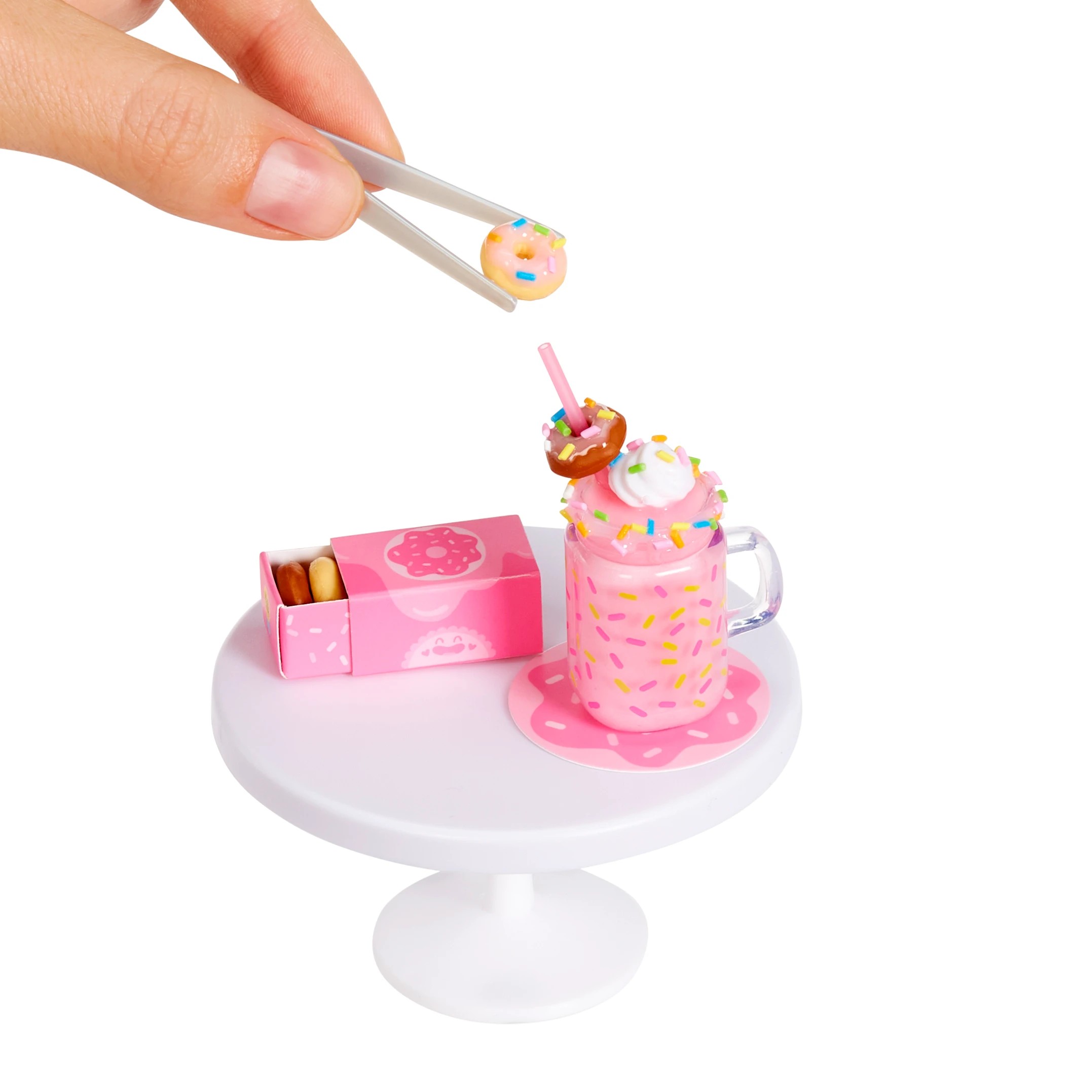 4 MGA's Miniverse: Make It Mini Foods: Diner Series 4 - Assorted, 4 of 10