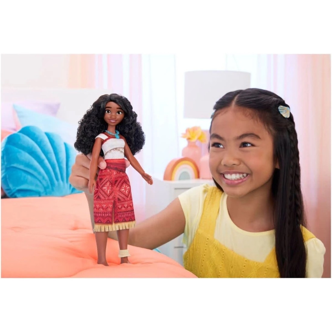 8 Disney Moana 2 Singing Adventure Moana Doll and Accessories Playset, 8 of 9