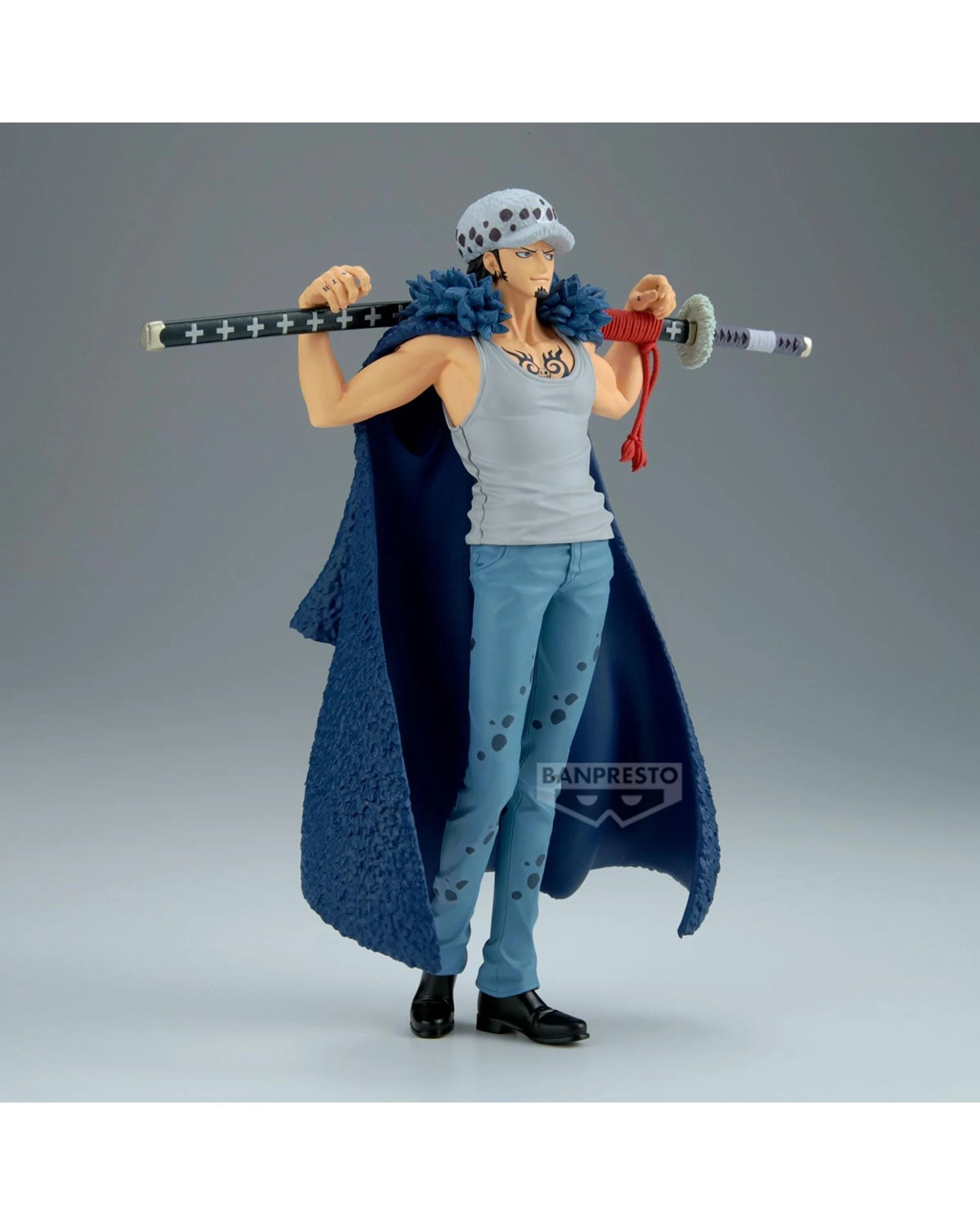 2 Banpresto DXF One Piece The Grandline Series Special Trafalgar Law Figure, 2 of 5