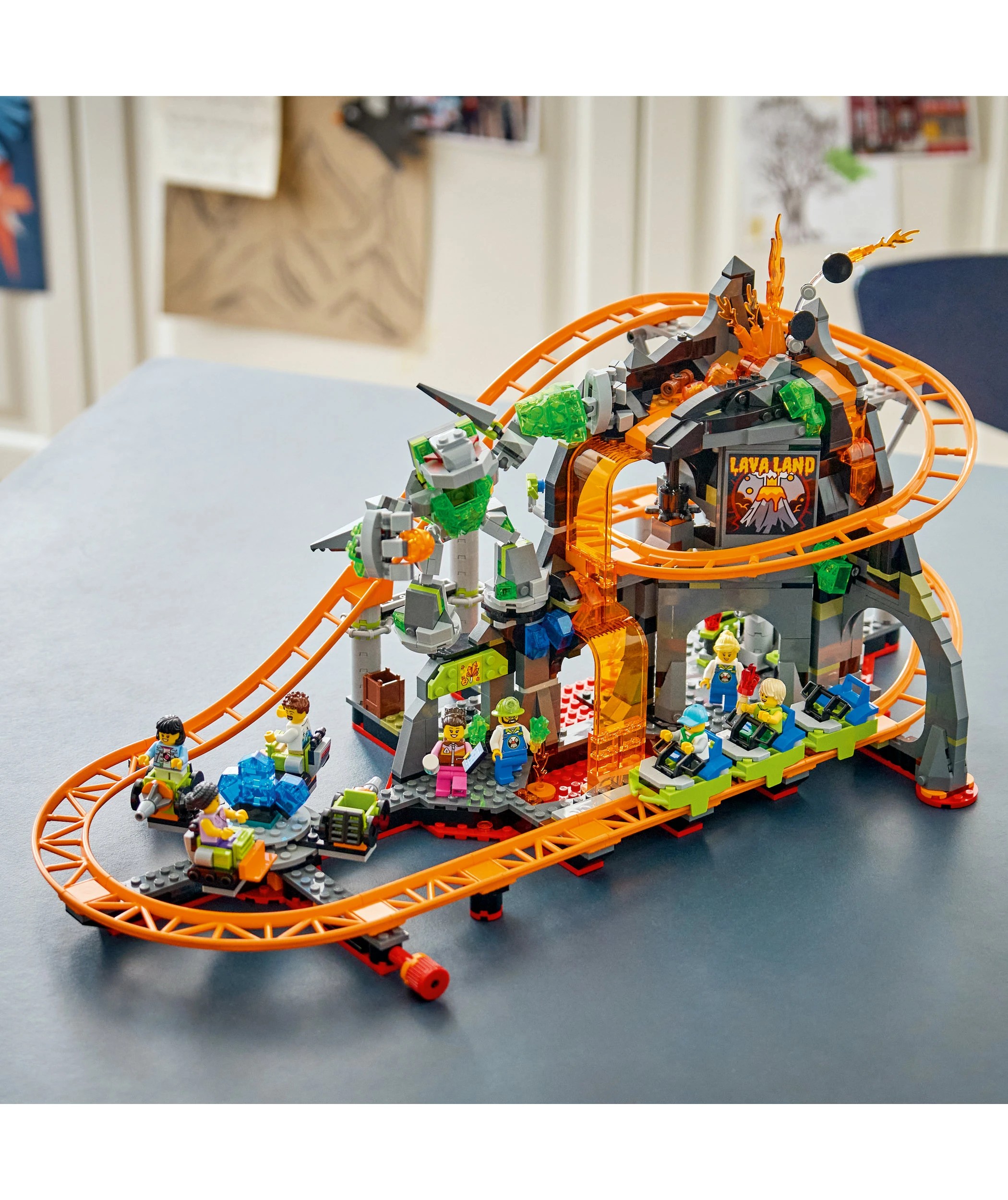 9 LEGO City Lava Land Roller Coaster Park 60501, 9 of 10