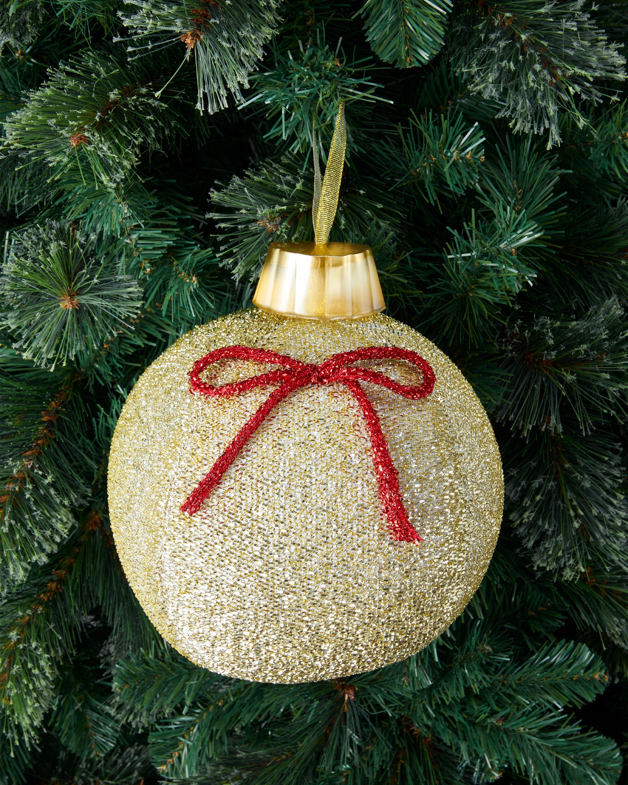 7 3 Pack Inflatable Baubles, 7 of 9