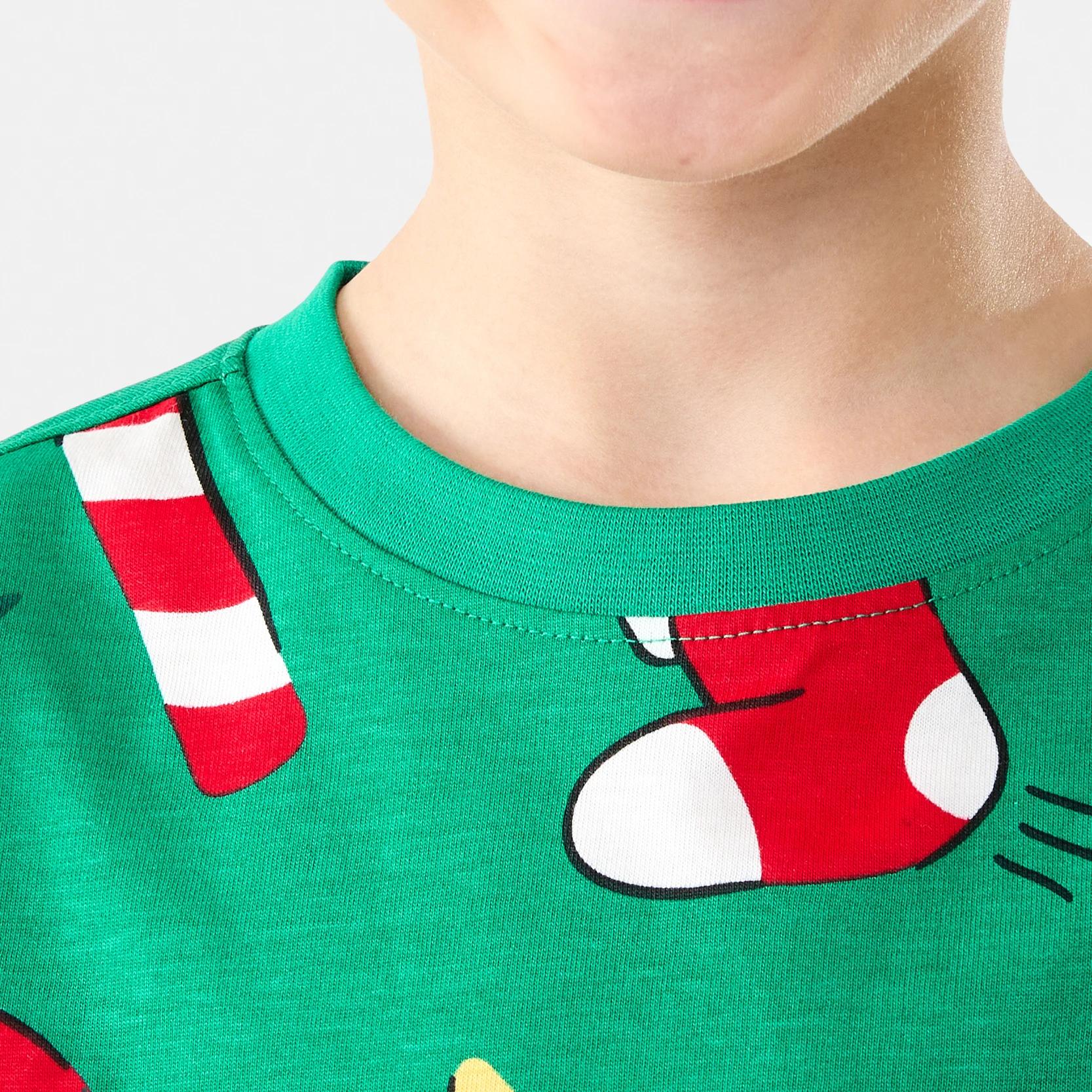 4 Christmas Print T-shirt Grn Xmas, 4 of 7