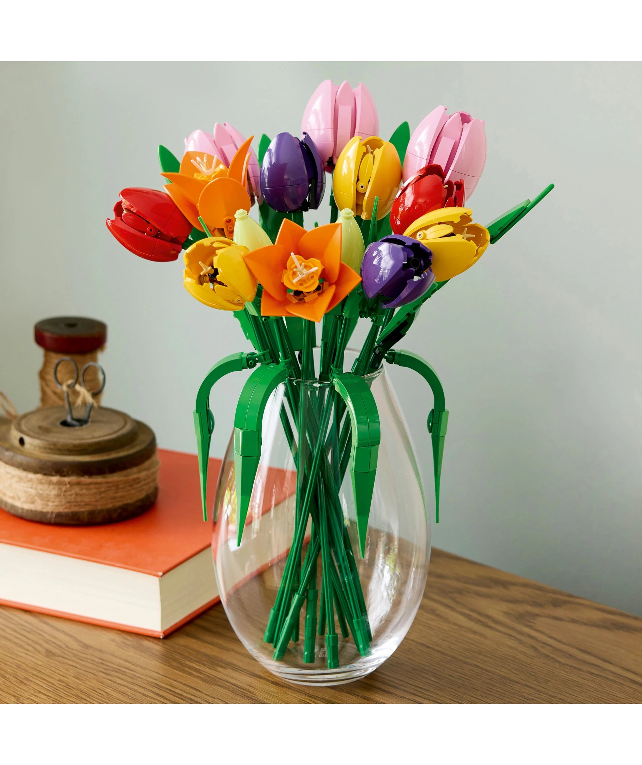 9 LEGO Botanicals Tulip Bouquet 11501, 9 of 10