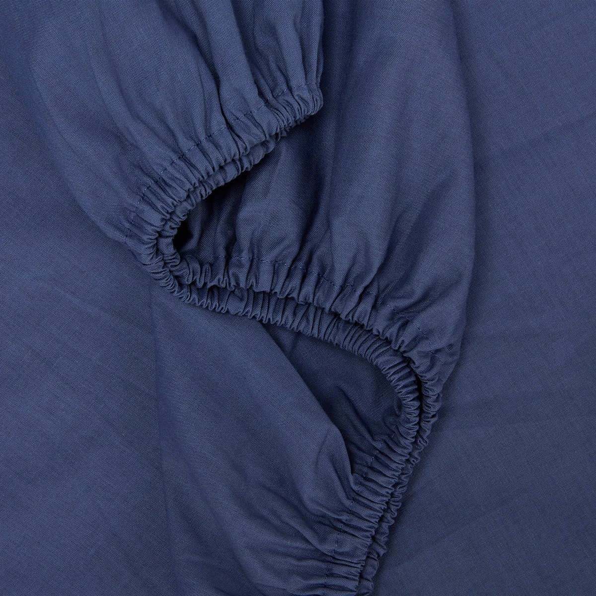 3 180 Thread Count Fitted Sheet - Double Bed, Mid Blue, 3 of 4