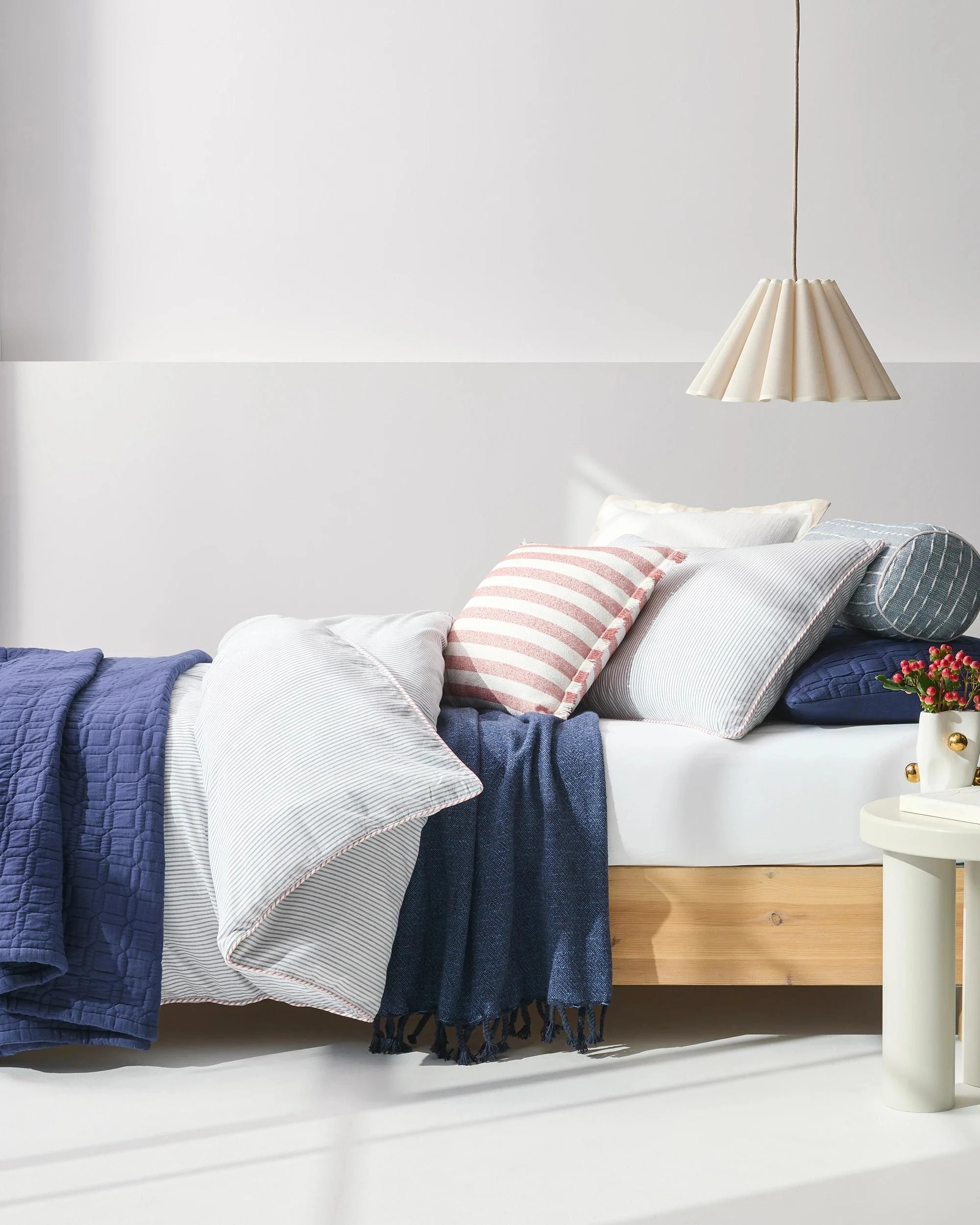 4 Target Finn Coastal Stripe Cotton Quilt Cover Set - King Bed - Blue, 4 of 6