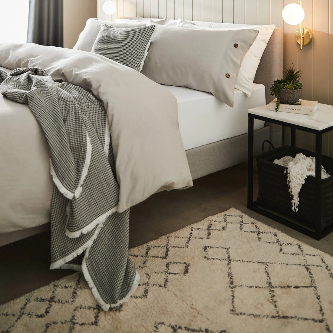 10 Queen Bed Collette Bed Frame, 10 of 10