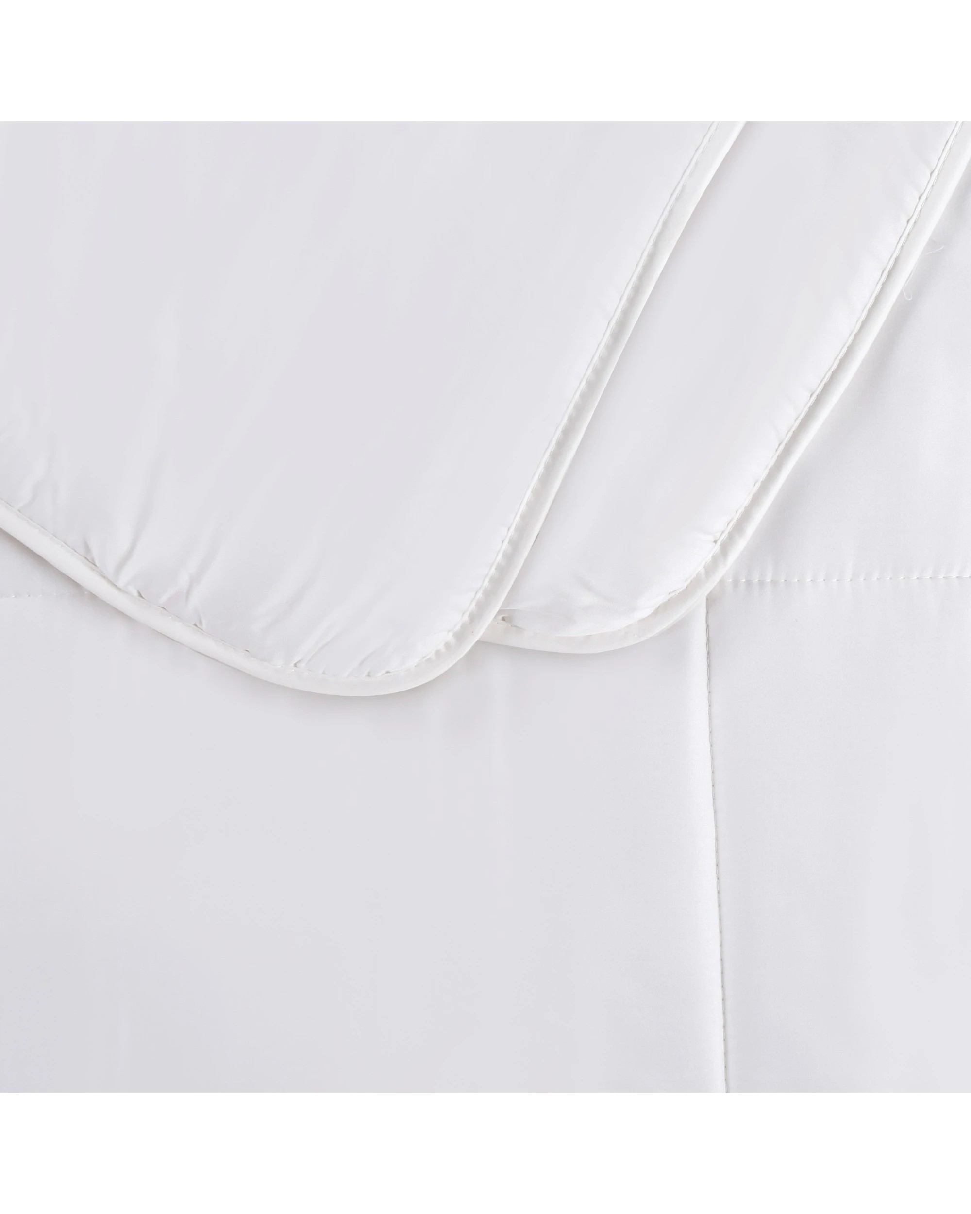 6 Natural Home 450gsm Winter Bamboo Quilt - Queen Bed - White, 6 of 8