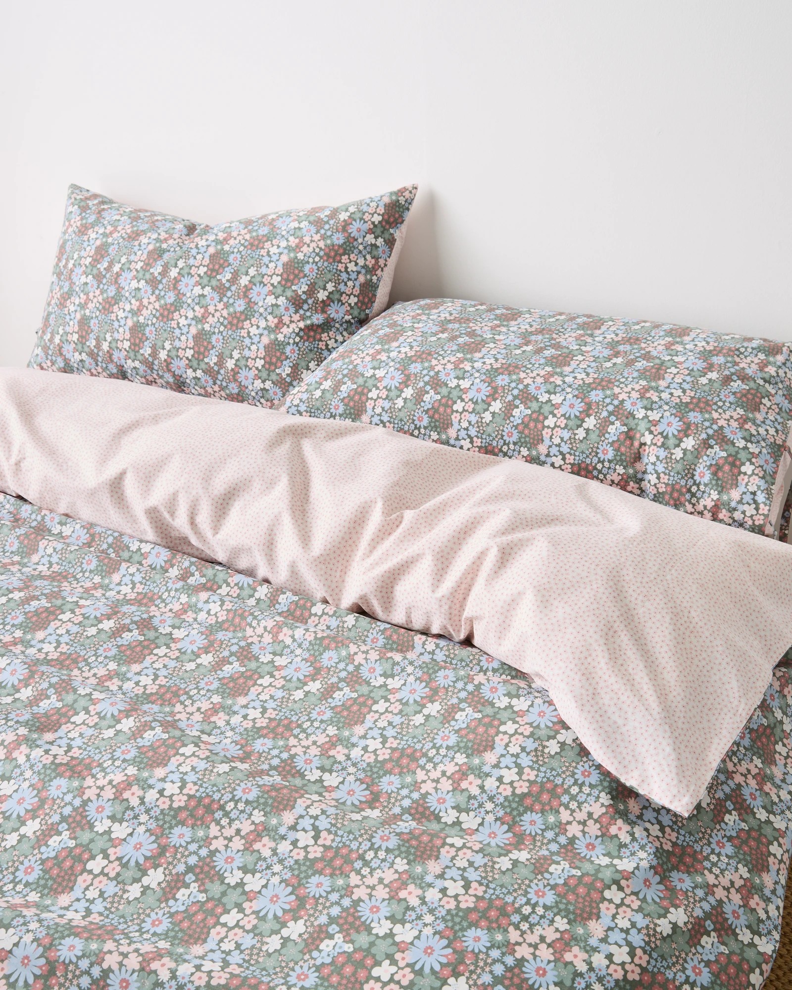 3 Target Meadow Ditsy Floral Australian Cotton Quilt Cover Set
 - Single Bed
 - Natural, 3 of 6