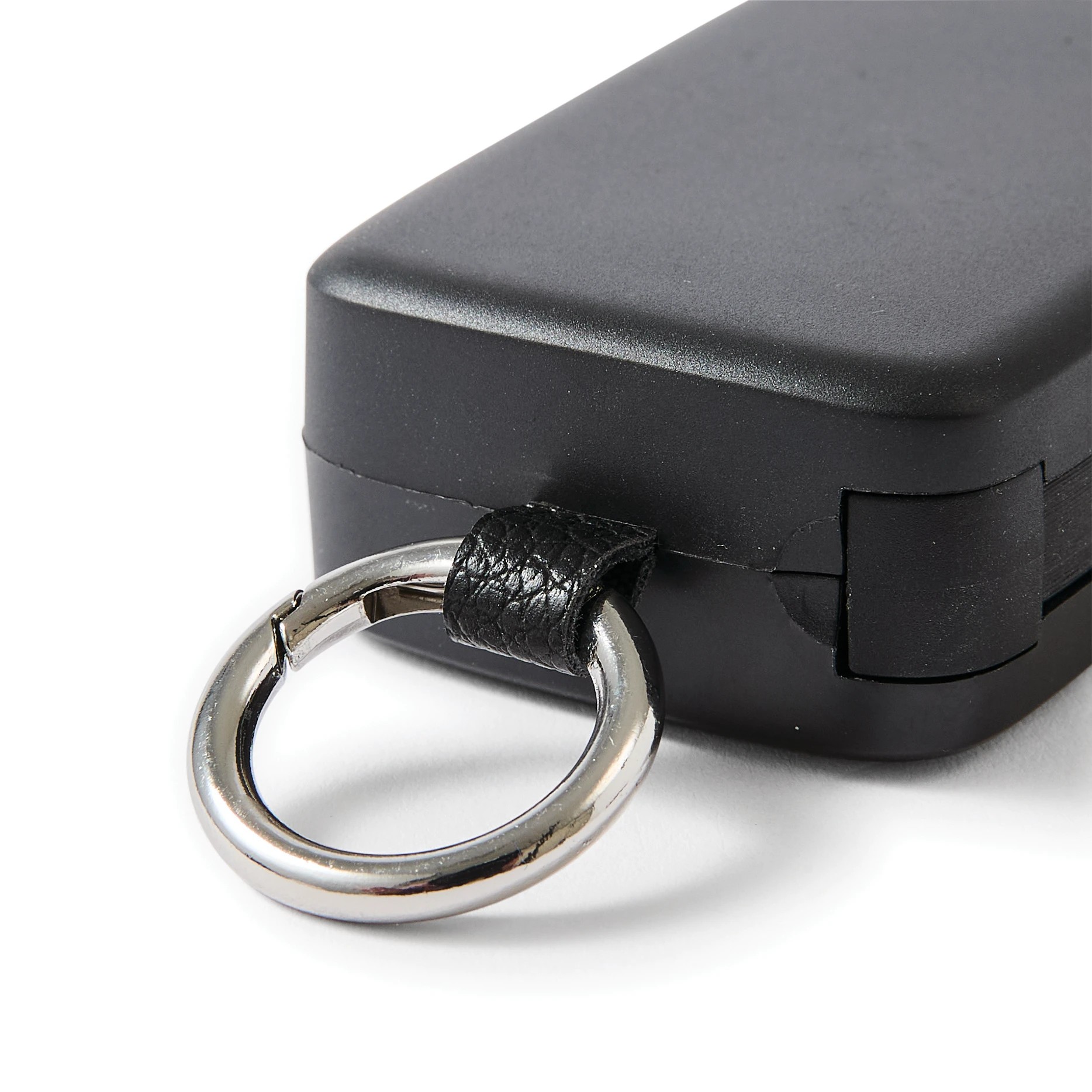 6 5000mAh Keychain Powerbank - Black, 6 of 8