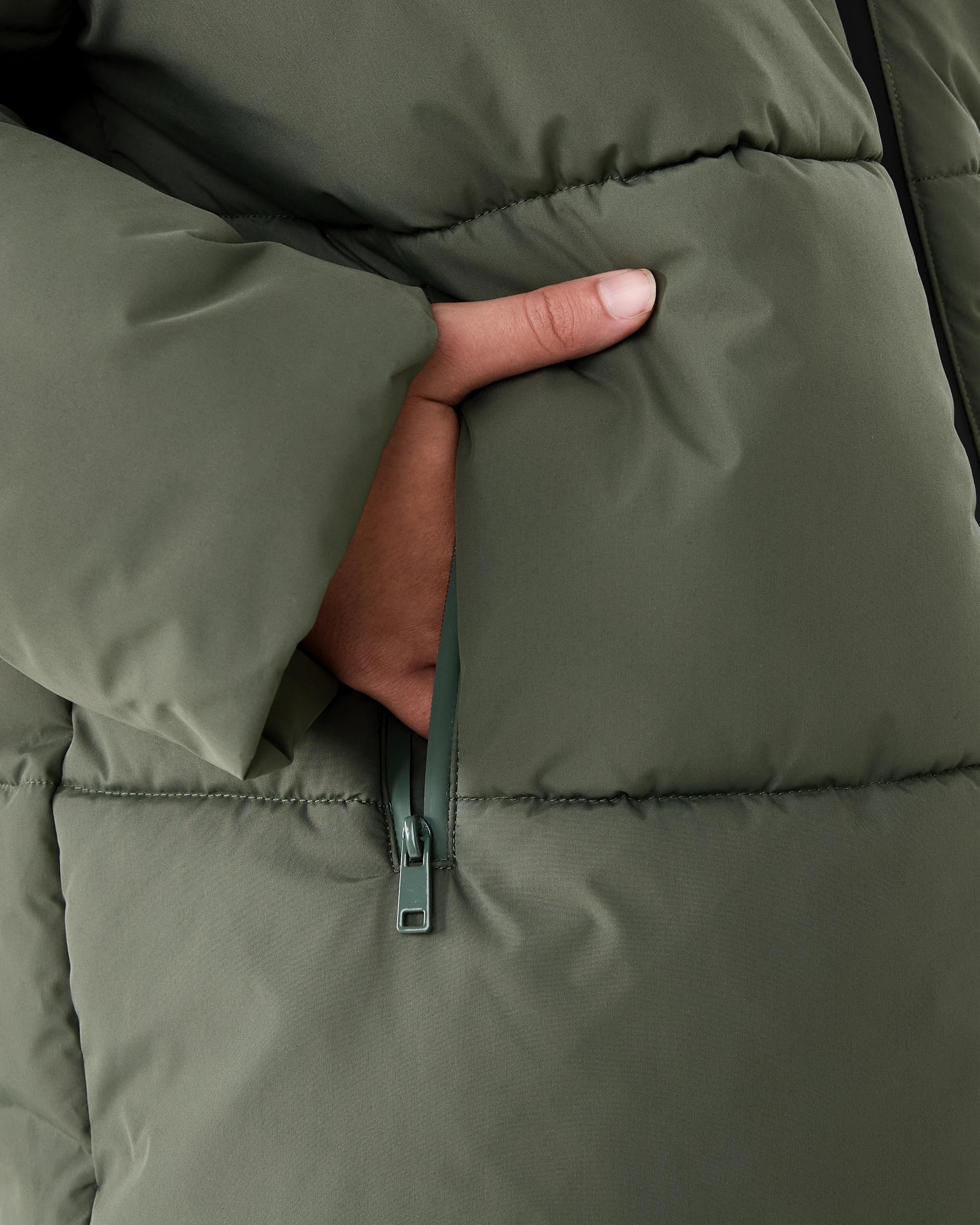 6 Premium Puffer Jacket Grn Beetle, 6 of 7