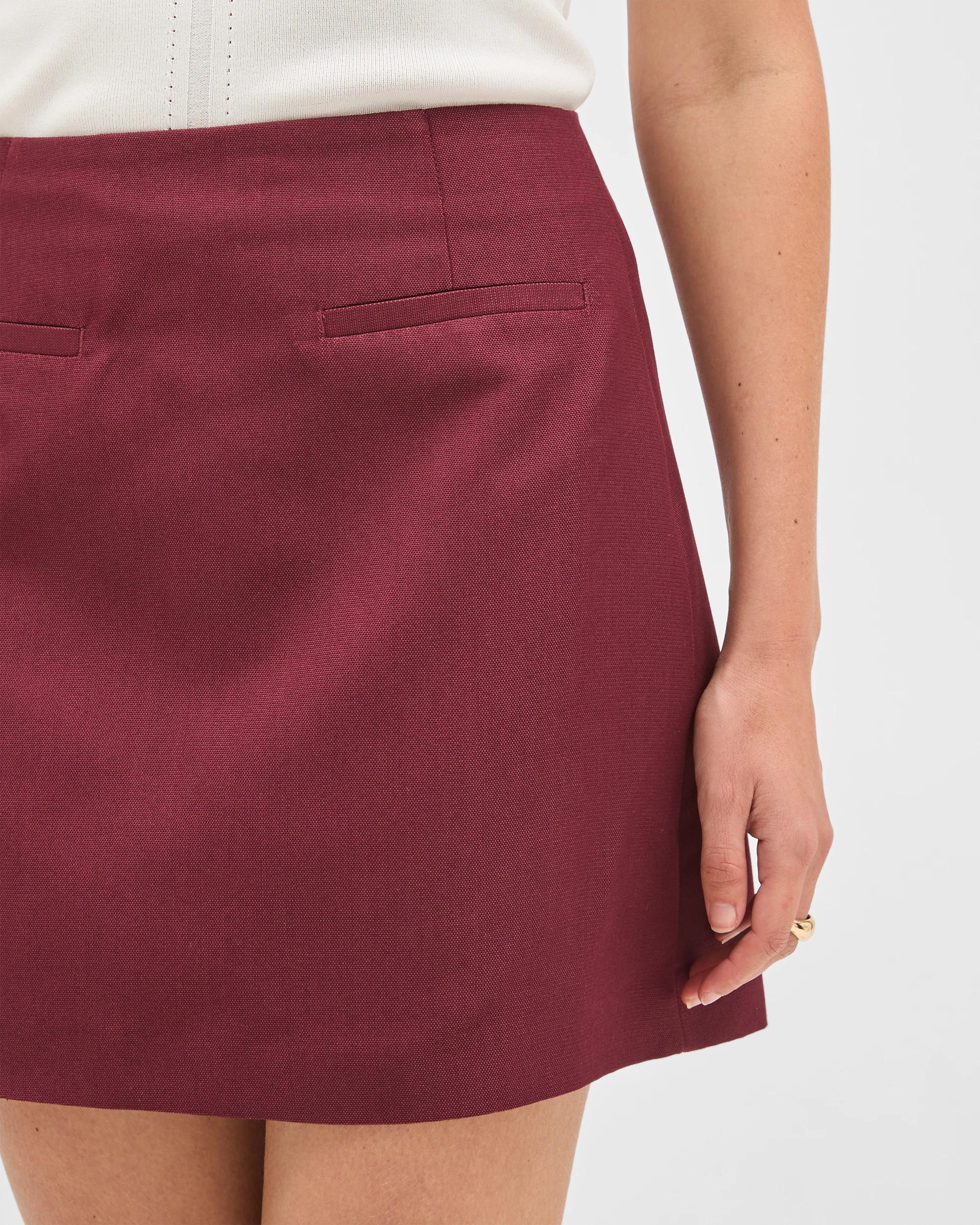 2 Preview Textured Tailored Mini Skirt SANGRIA, 2 of 7