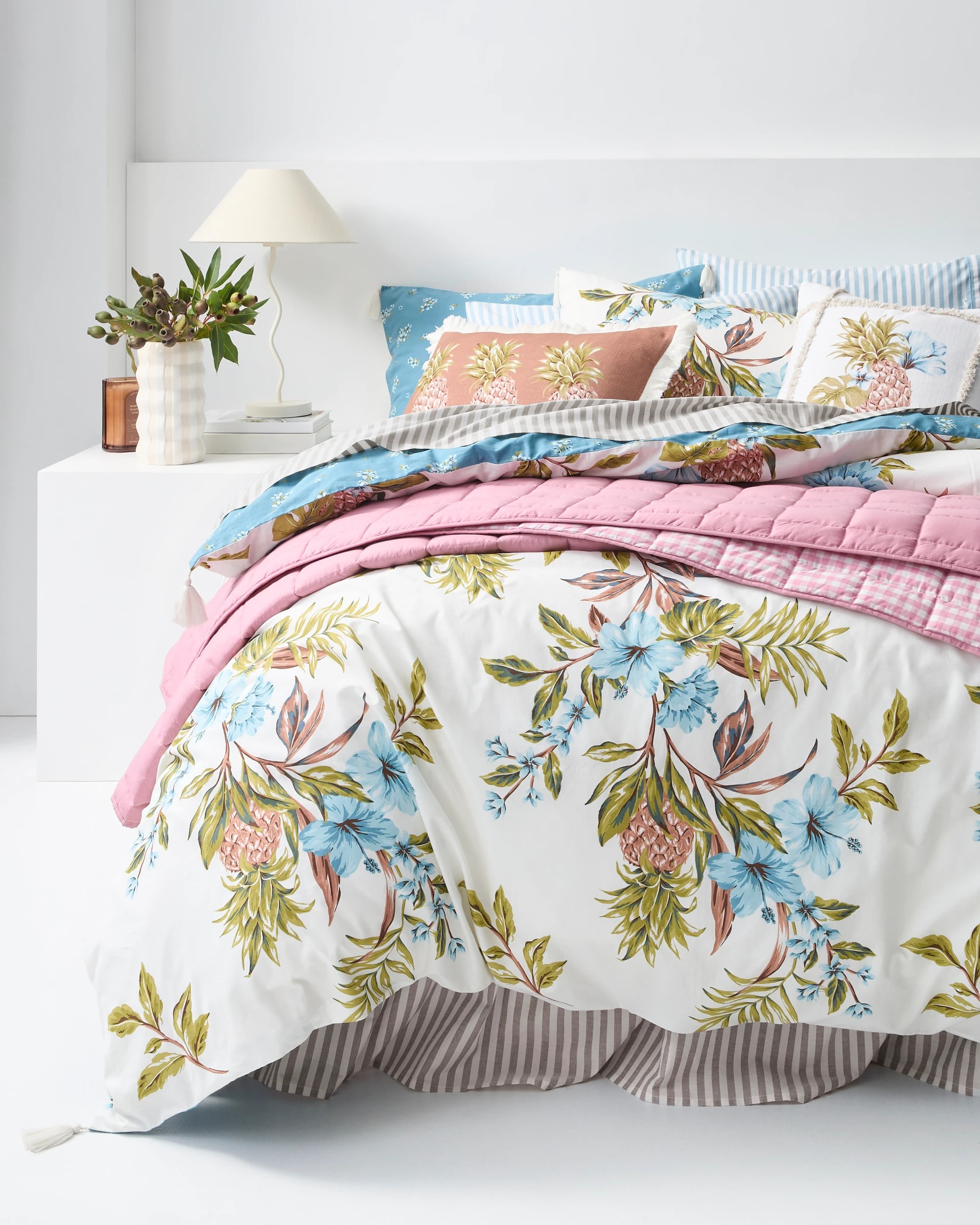 4 Target Kalina Floral Printed Cotton Quilt Cover Set - Queen Bed - White, 4 of 8