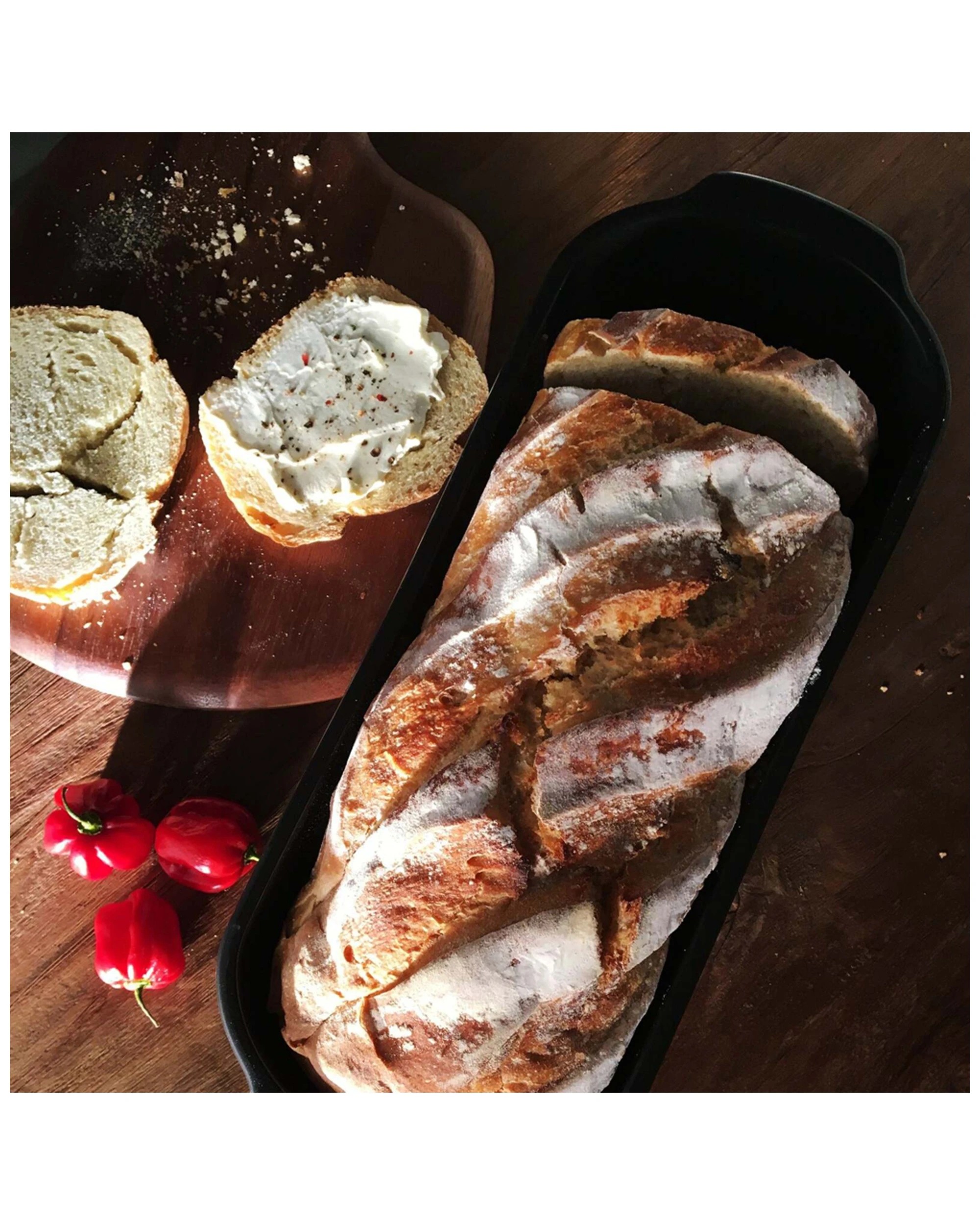 5 Emile Henry 39cm Ceramic Bread Loaf Baker Dish Oven Baking Rect Lrge Charcoal
 - Charcoal, 5 of 7