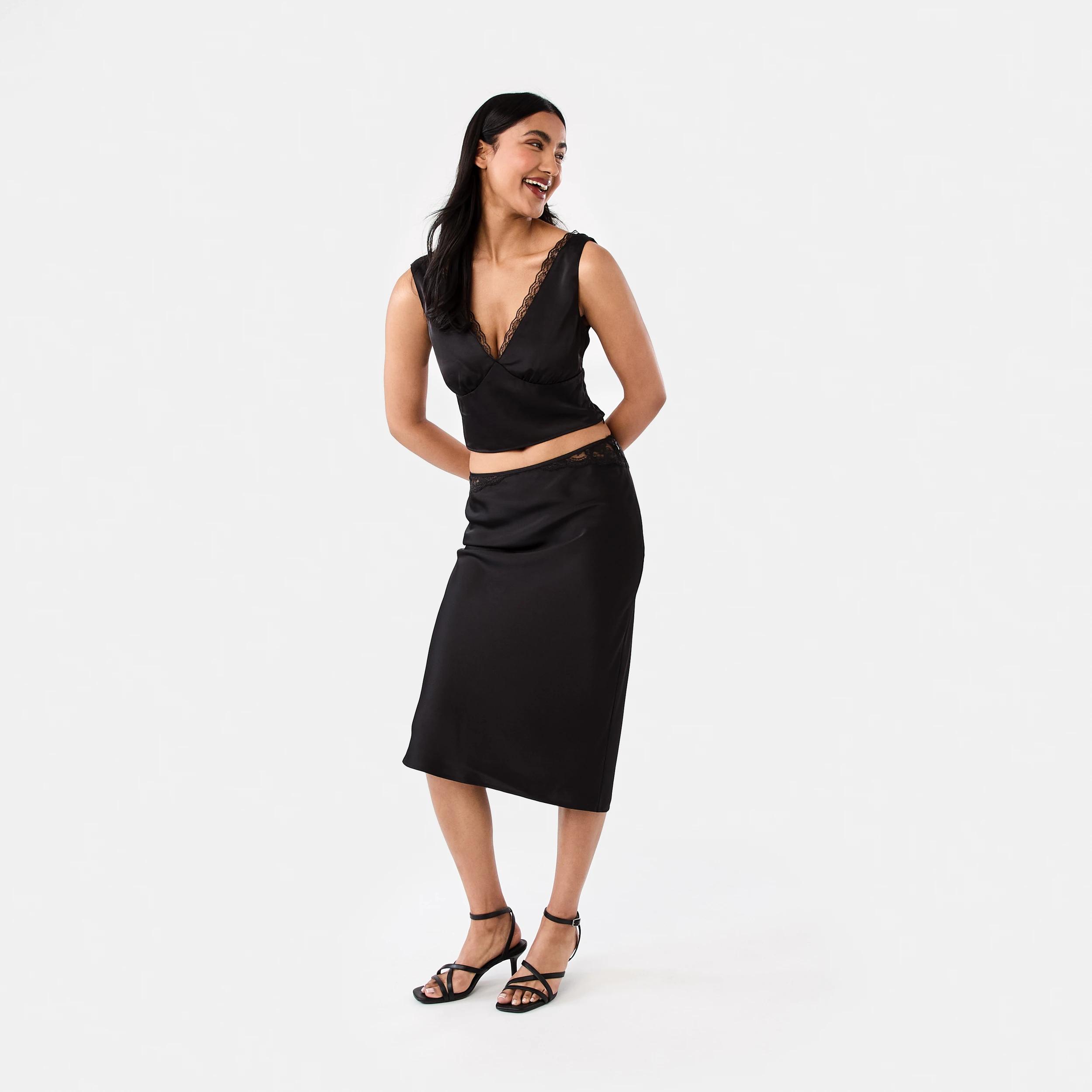 2 V-Neck Satin Cami Black, 2 of 7