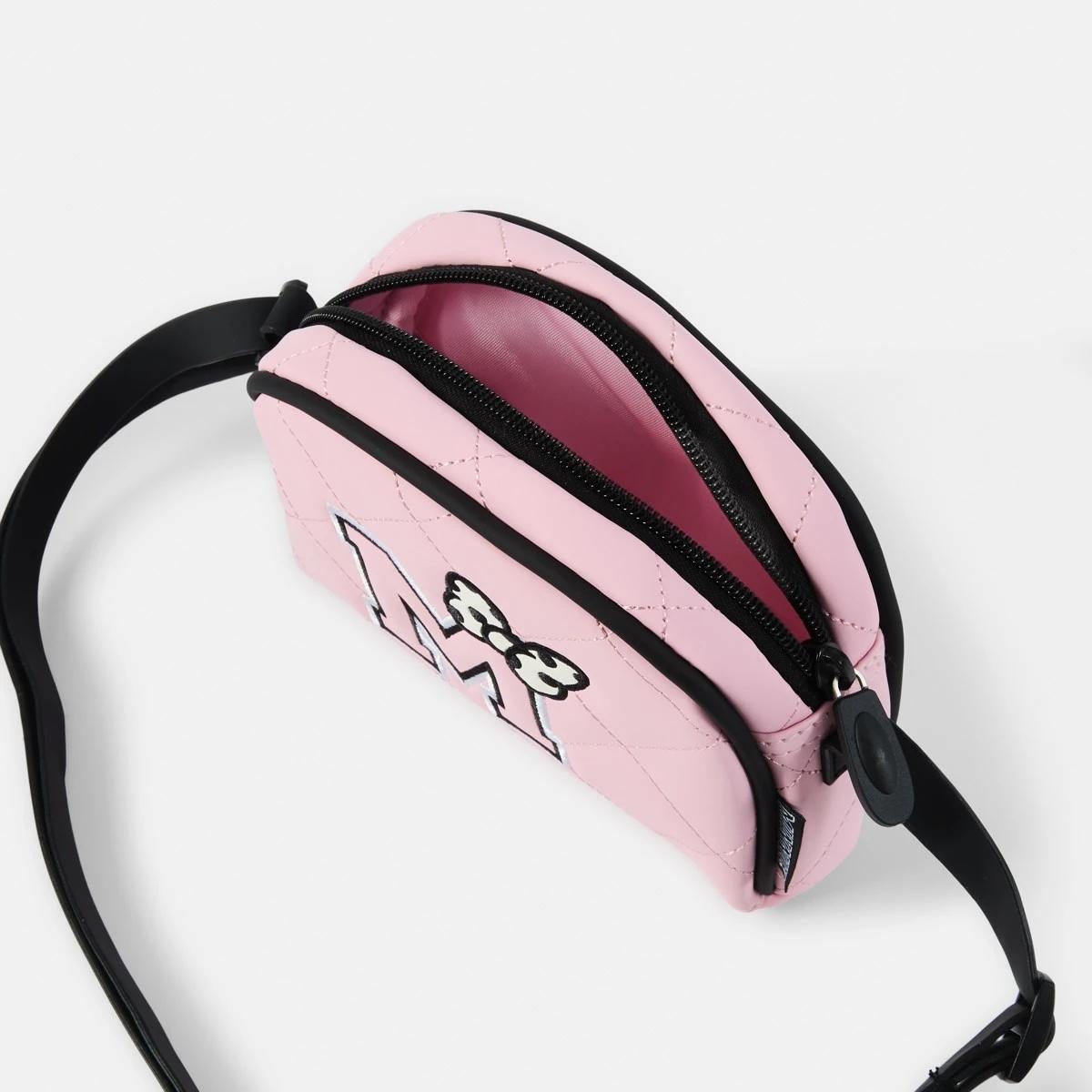 4 Minnie Mouse License Bag Minnie, 4 of 4