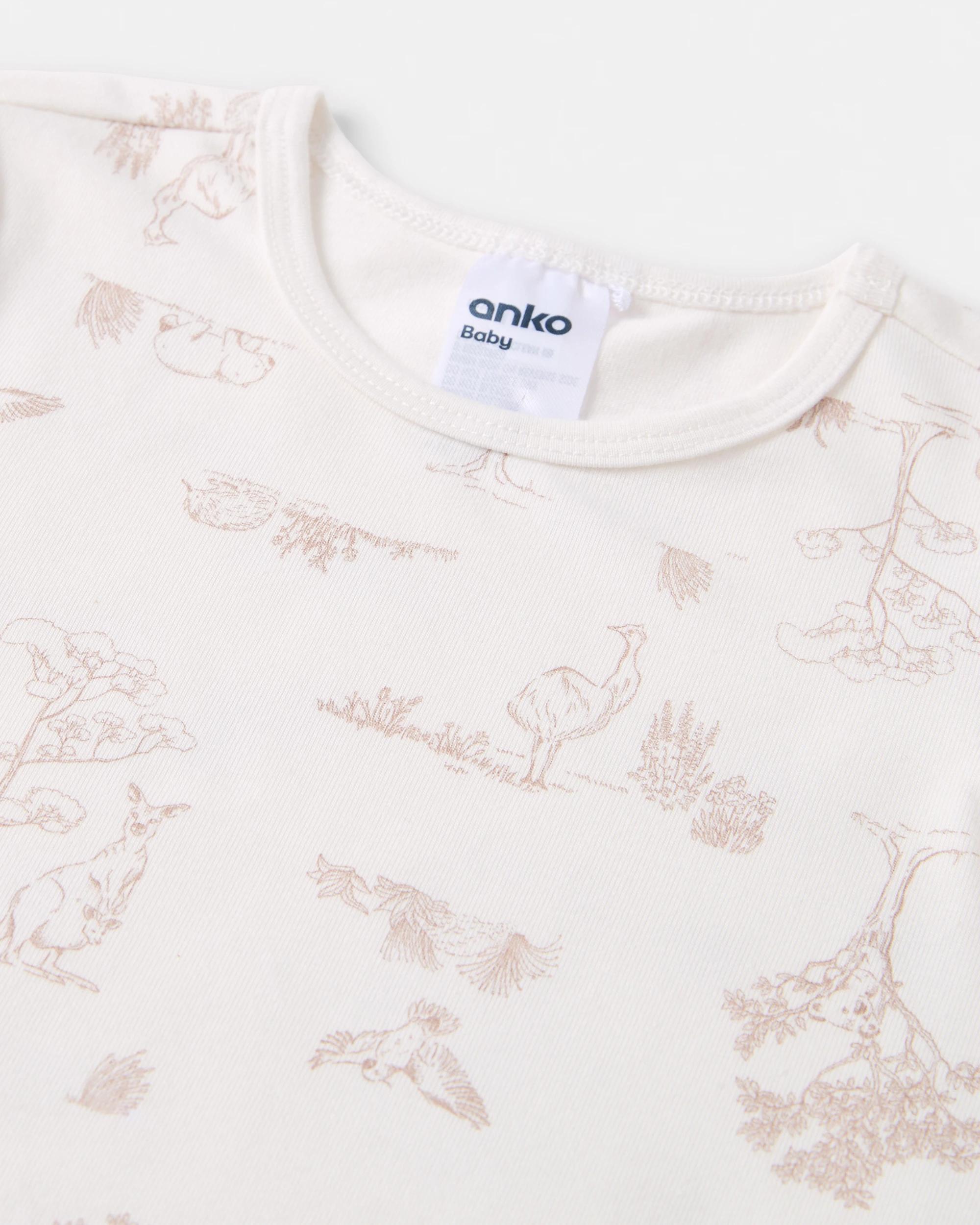 8 3 Pack Cotton Long Sleeve Bodysuits Beig Animl, 8 of 8