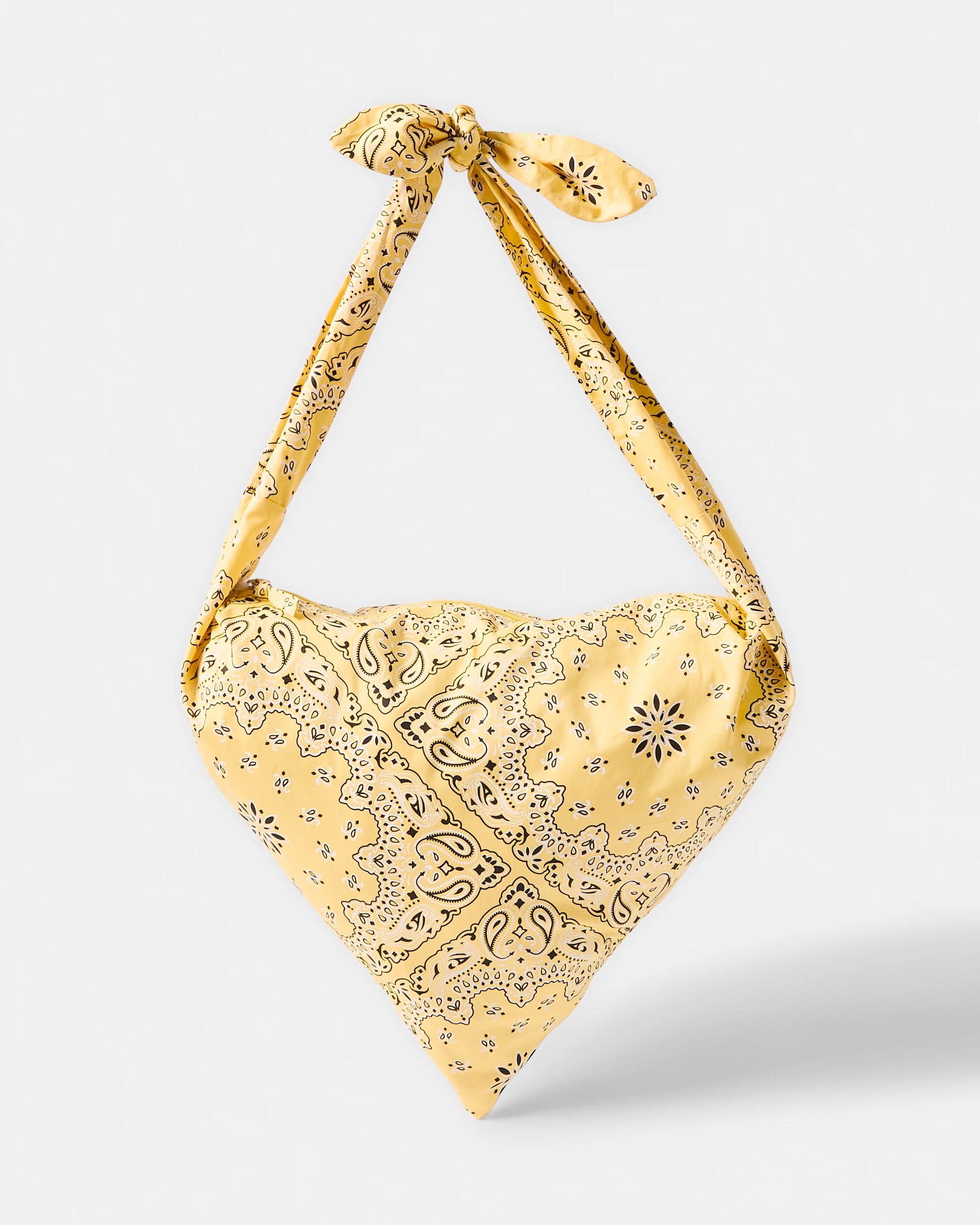 1 Triangle Knot Bag Bandana, 1 of 5