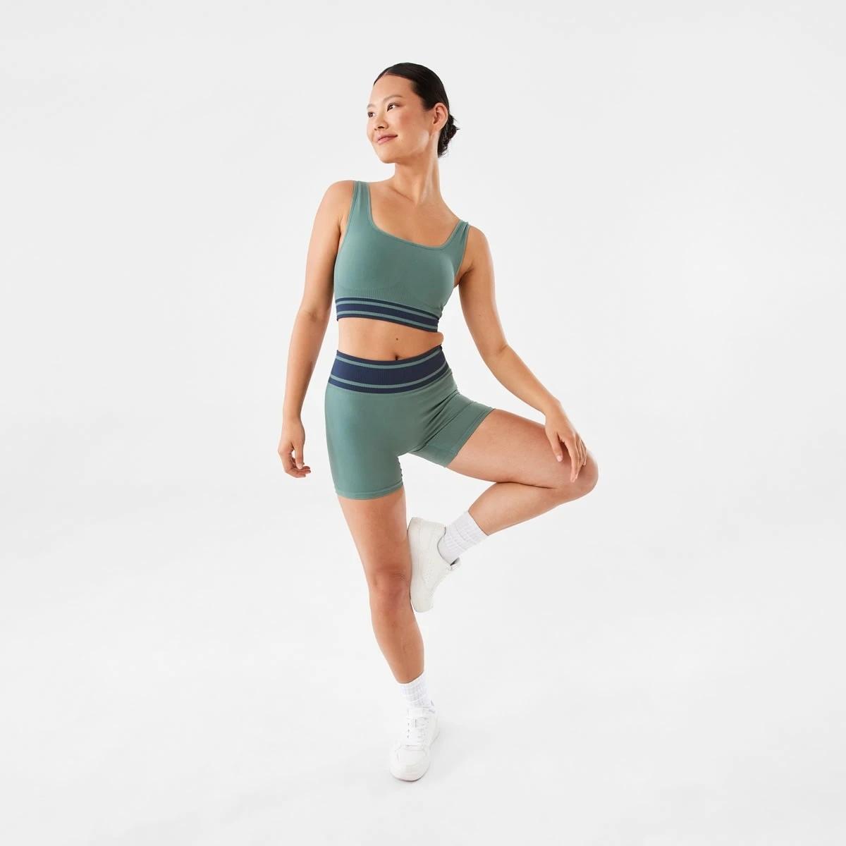 2 Active Womens Seamfree Square Tipping Crop Top Green Jet, 2 of 7