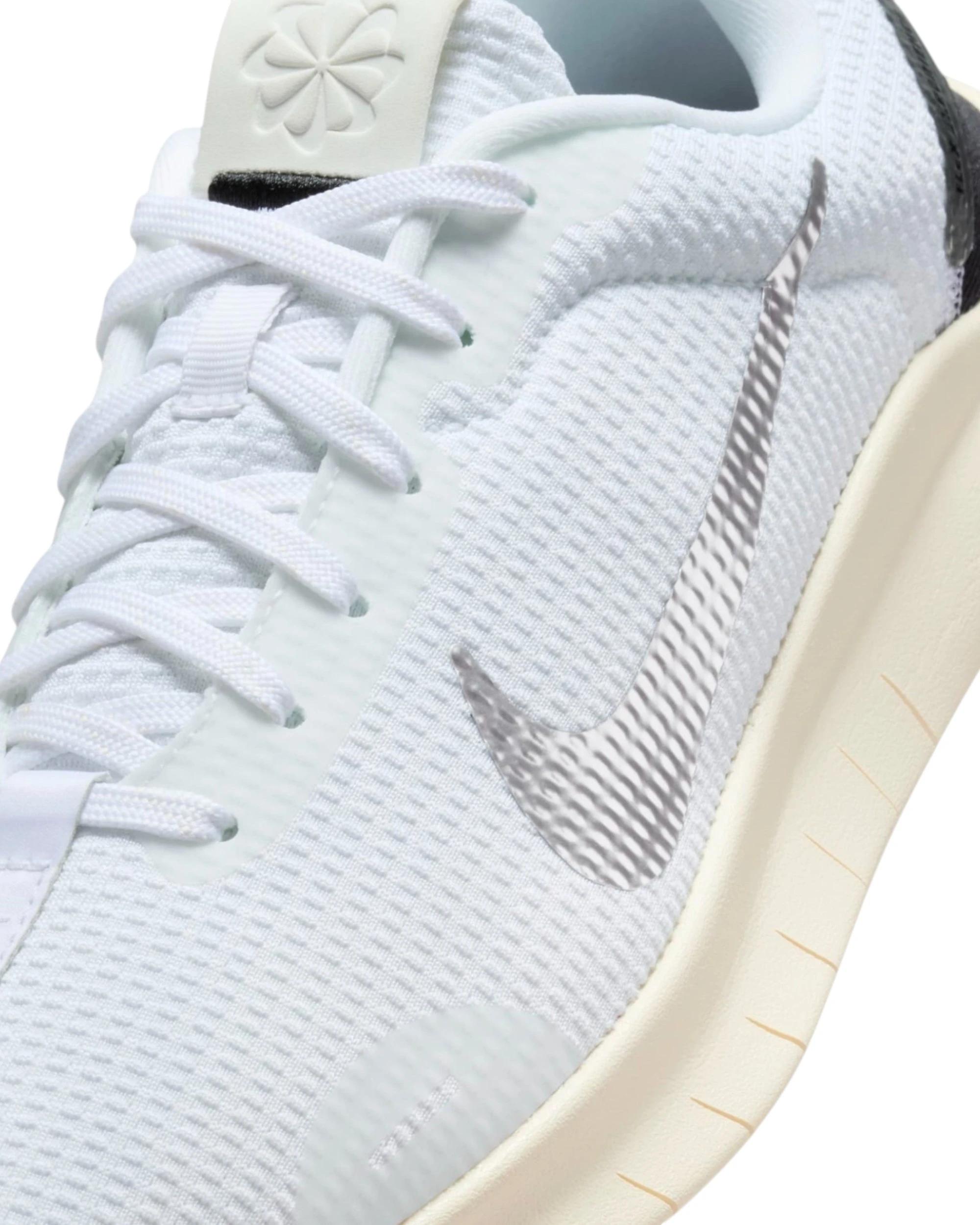 6 Nike Womens Flex Experience Run 12 White/ Silver Athletic Running Shoes WHITE/SILVER, 6 of 9