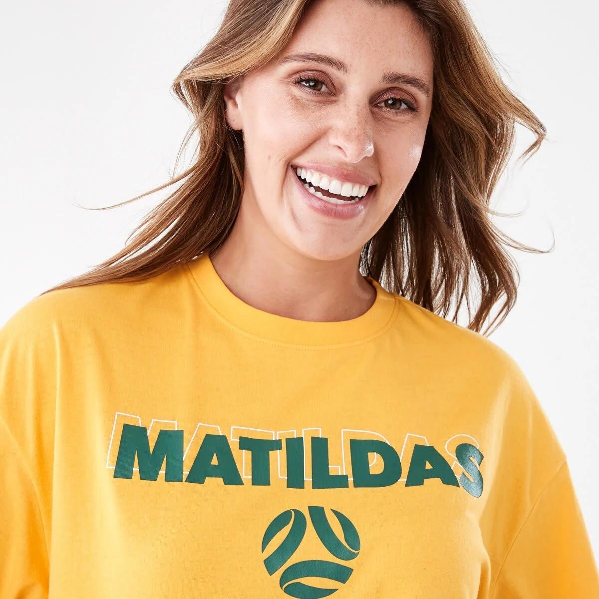 4 Official Matildas Adult Boyfriend T-shirt Yellow, 4 of 6