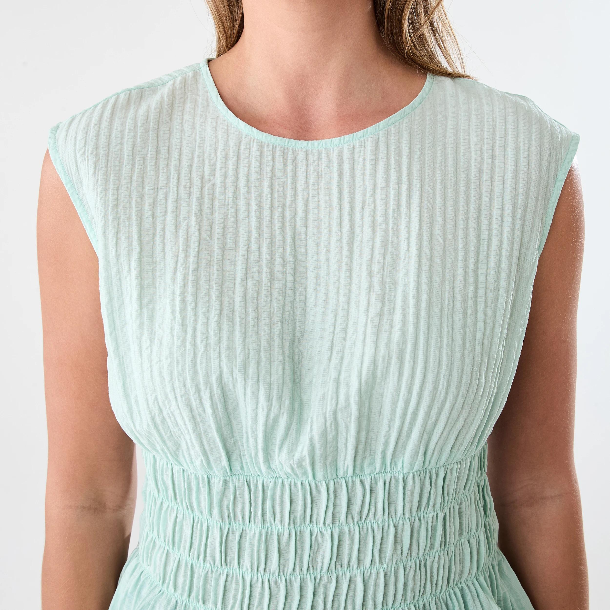5 Sleeveless Crew Neck Shirred Top Icy Mint, 5 of 6