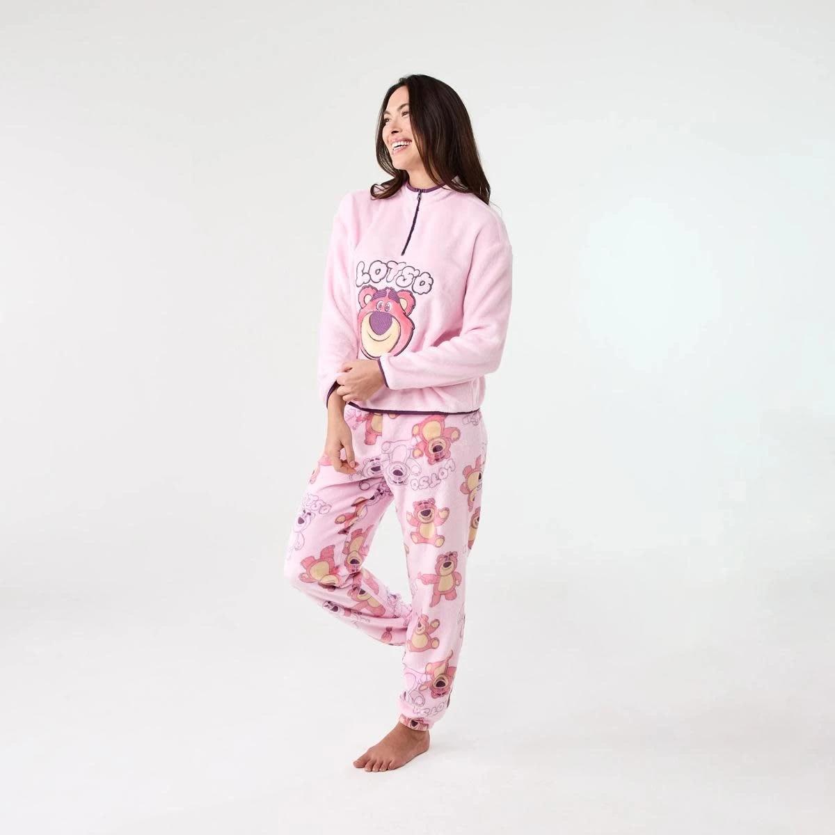 2 Lotso License Fleece Top and Pants Pyjama Set Lotso Pink, 2 of 8