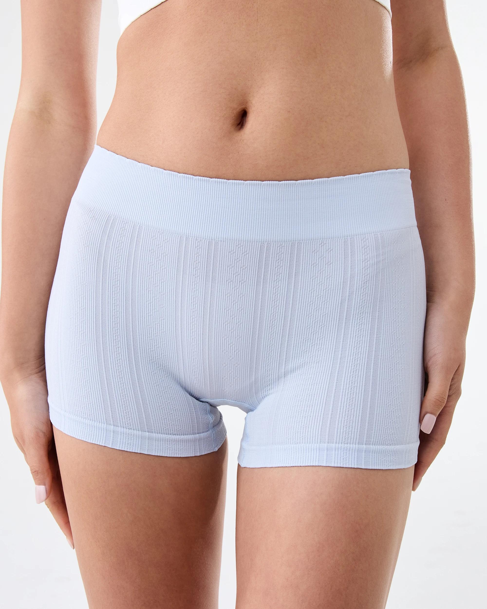 4 3 Pack Seamfree Rib Boyleg Shorties Chery Hrts, 4 of 10