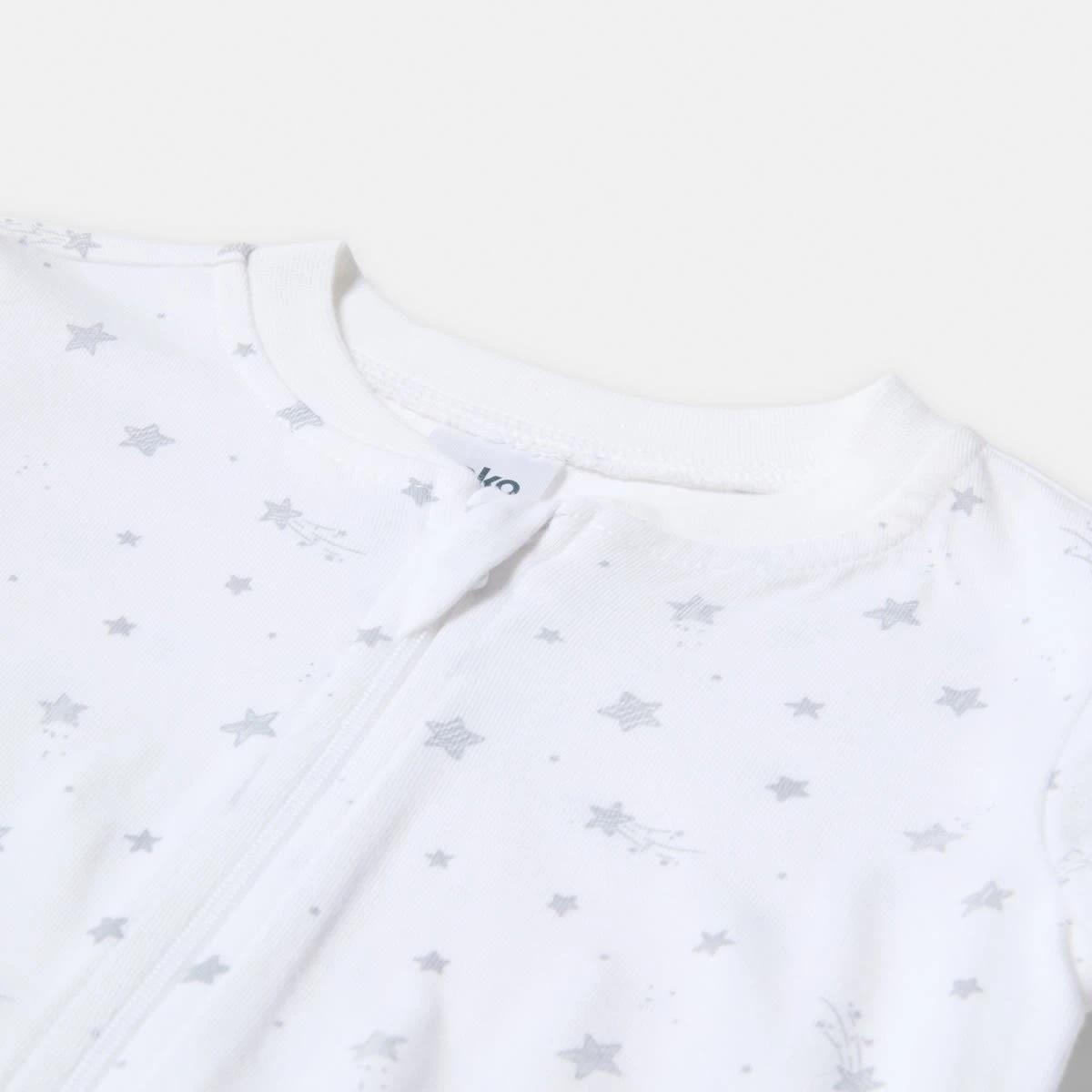 3 Everyday Coverall Wht Stars, 3 of 3