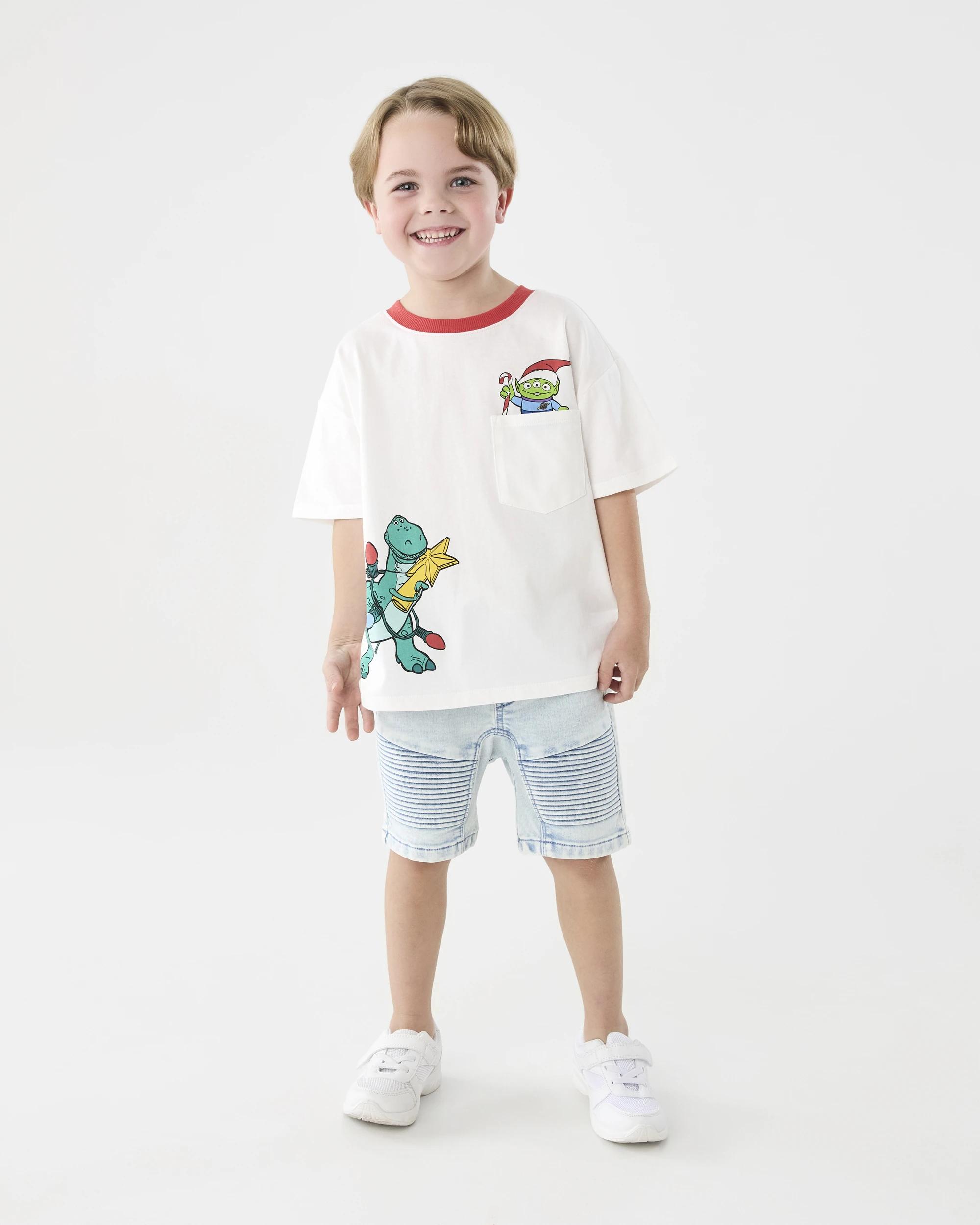 8 Toy Story License Christmas Oversized T-shirt Toy Story, 8 of 9