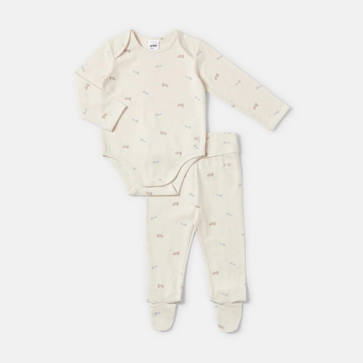 1 2 Piece Long Sleeve Newborn Set CREAM DITSY PLANES, 1 of 6