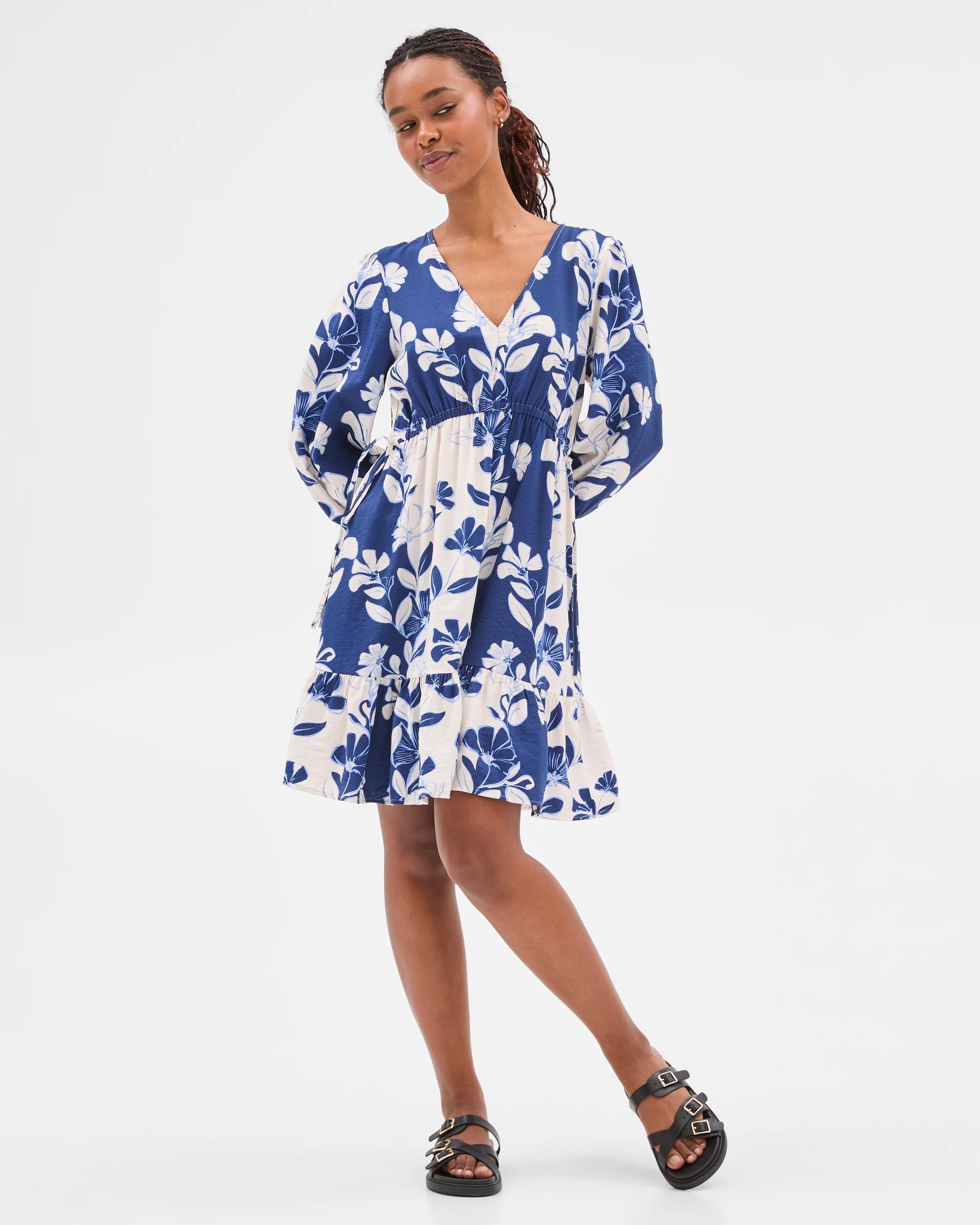 1 Target Petites Long Sleeve Mini Dress FLORAL PRINT, 1 of 6