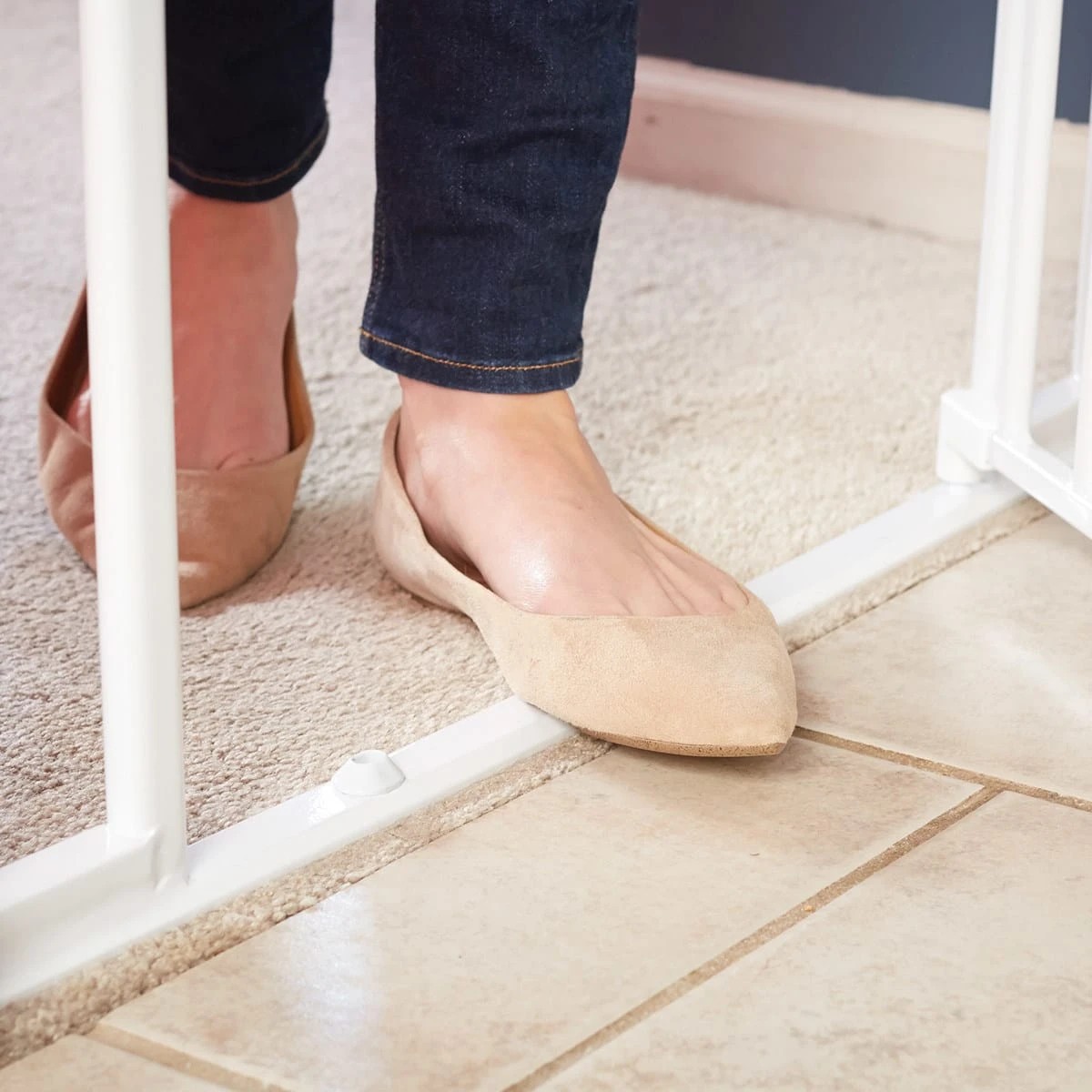 5 Tall & Wide Metal Gate, 5 of 6