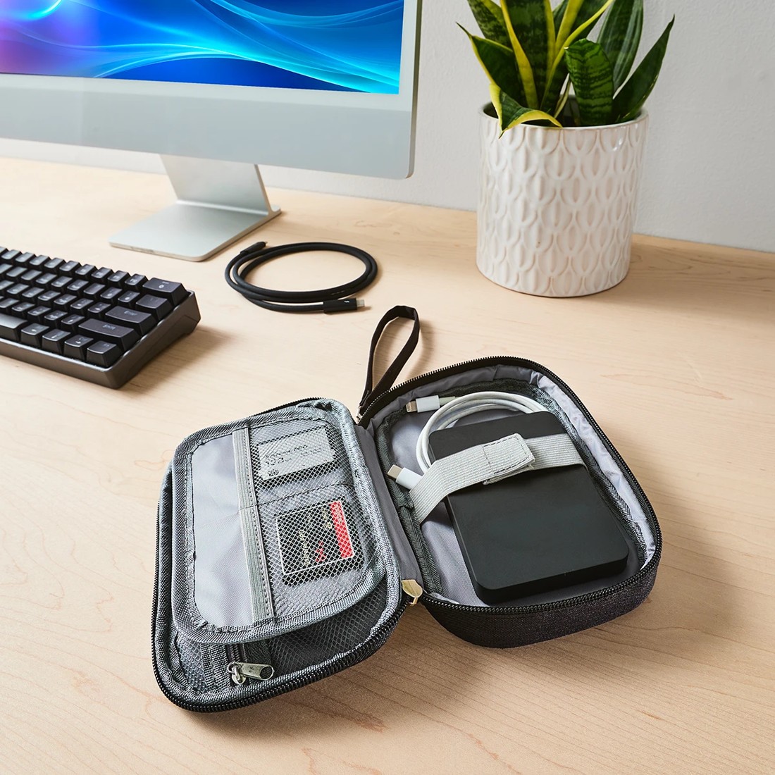 1 Cable Tidy Bag Small, 1 of 10