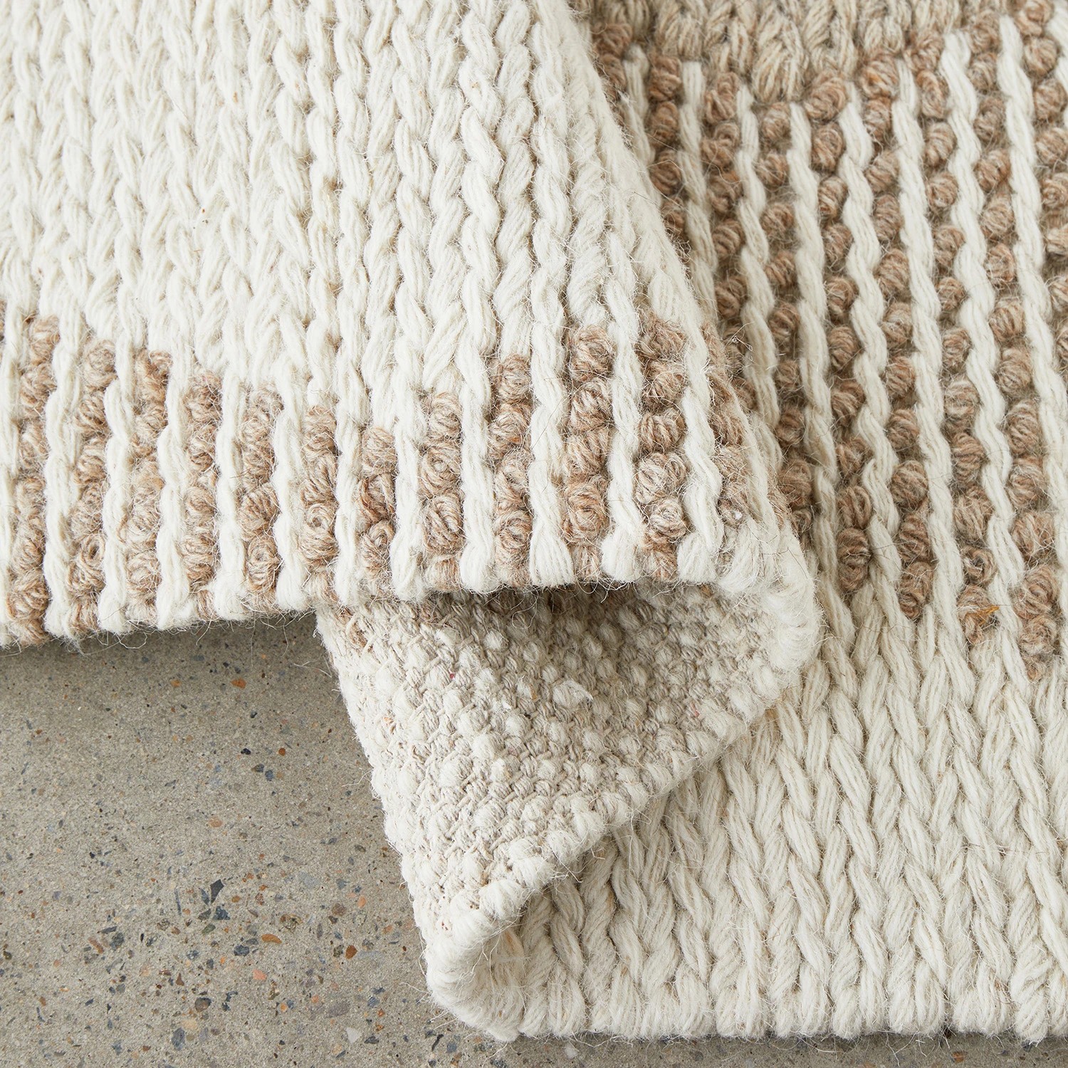 6 Common Ground Rugs Camden Shelly 380x280cm - Extra Large Hand Woven Floor Rug - Beige, 6 of 6