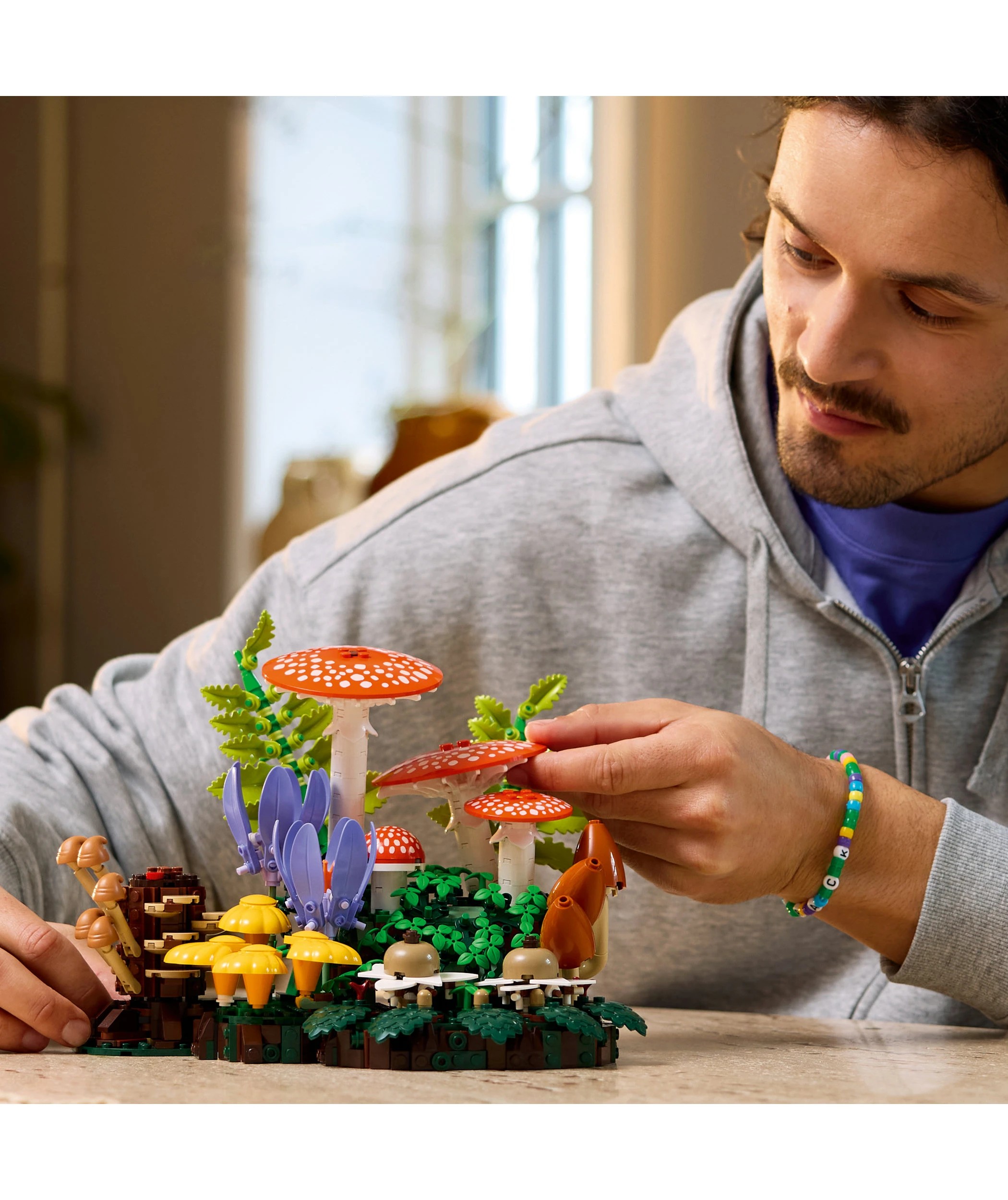 8 LEGO Botanicals Woodland Mushrooms 11505, 8 of 10