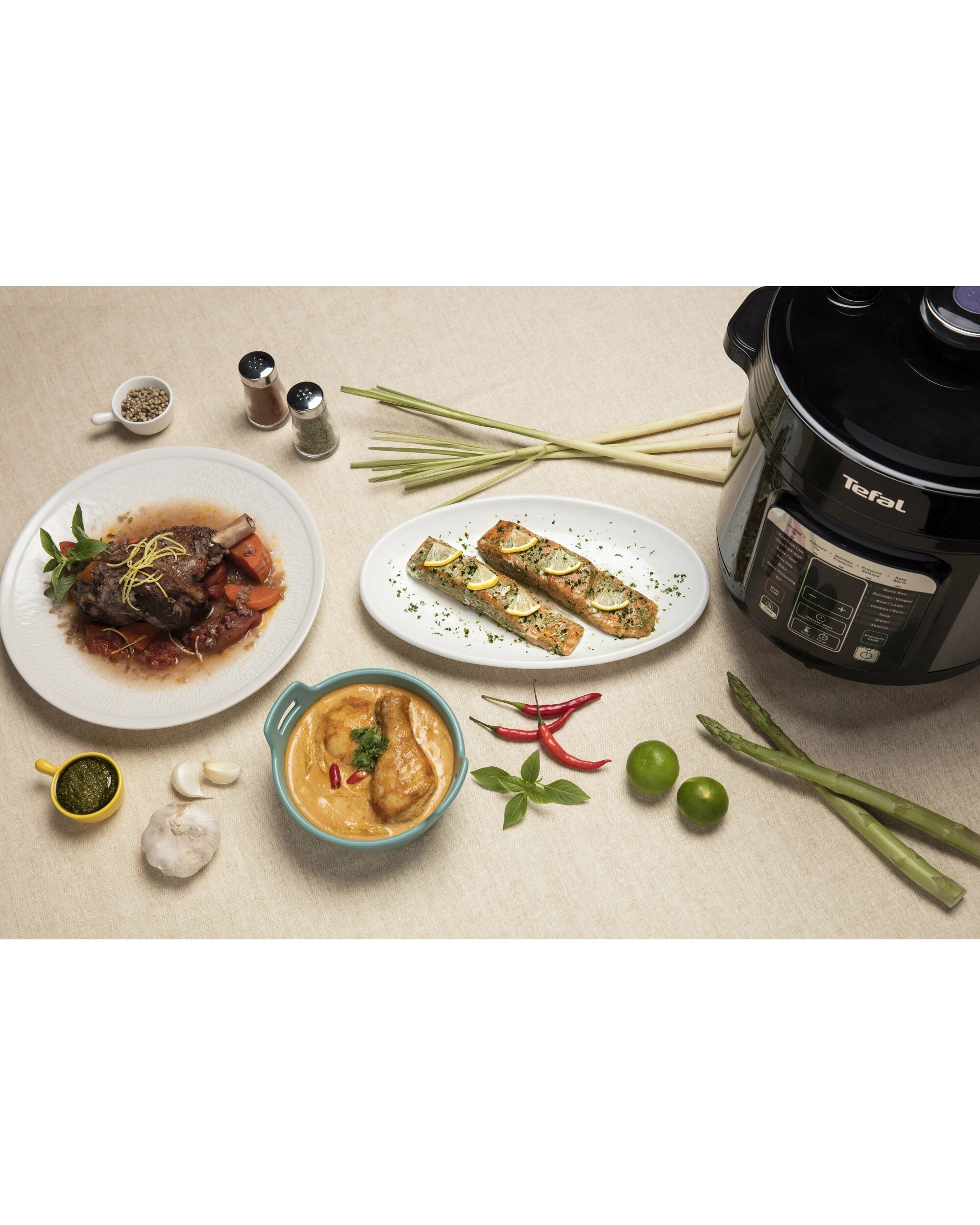 4 Tefal 6LHome Chef Smart Multicooker, 4 of 5