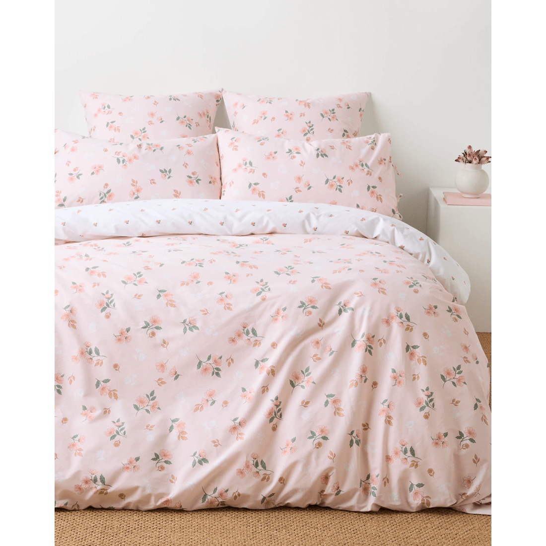 1 Target Camille Ditsy Floral Australian Cotton Quilt Cover Set
 - Queen Bed
 - Natural, 1 of 6