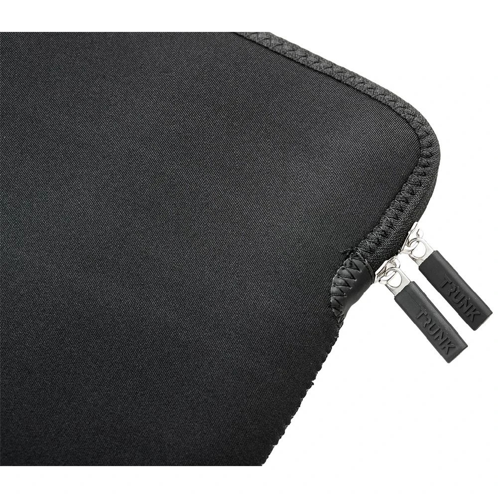 2 TRUNK Neoprene Laptop Sleeve 15.6" Black, 2 of 7