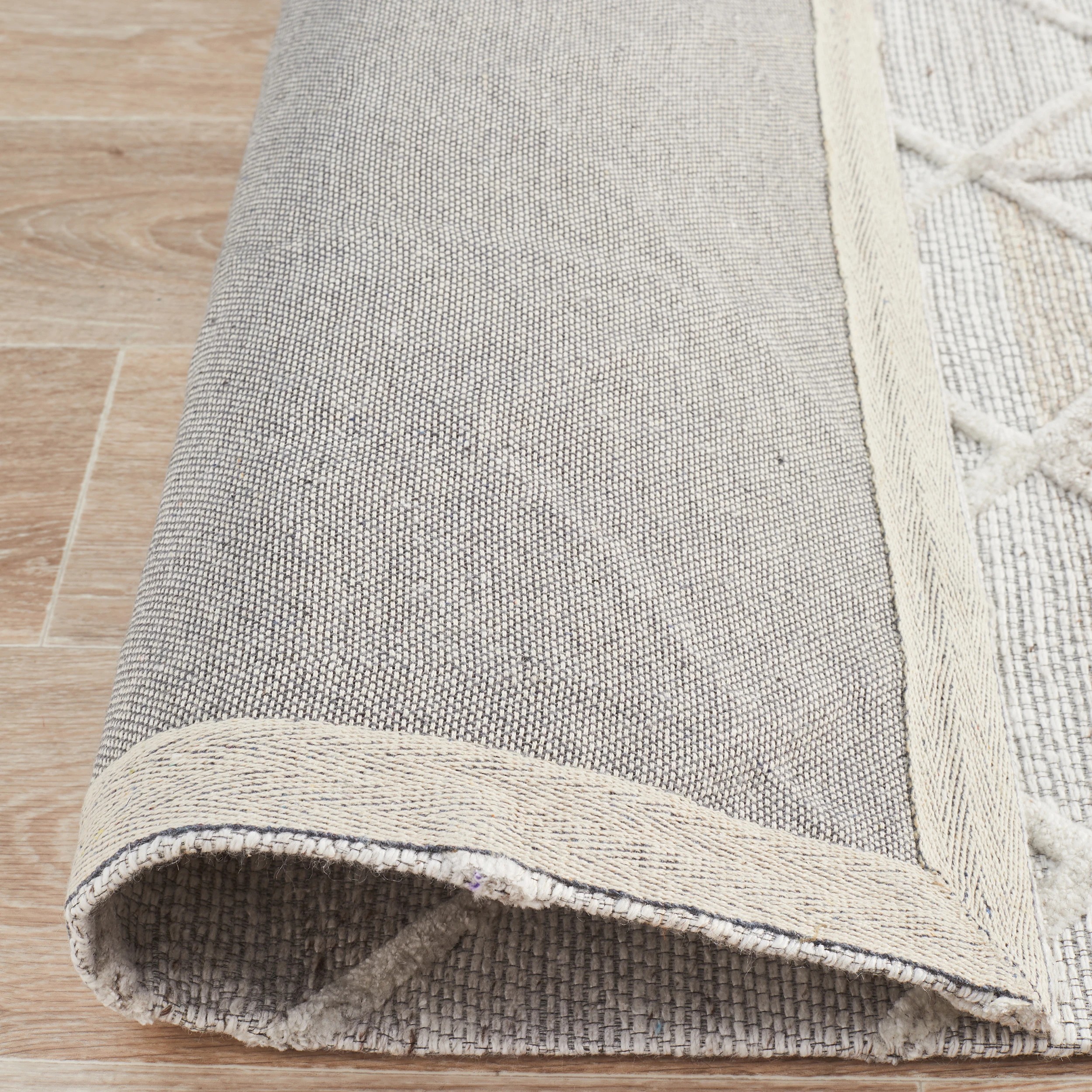 7 Common Ground Rugs Tableau 5055 225x155cm - Medium Hand Loomed Rug - Silver, 7 of 7