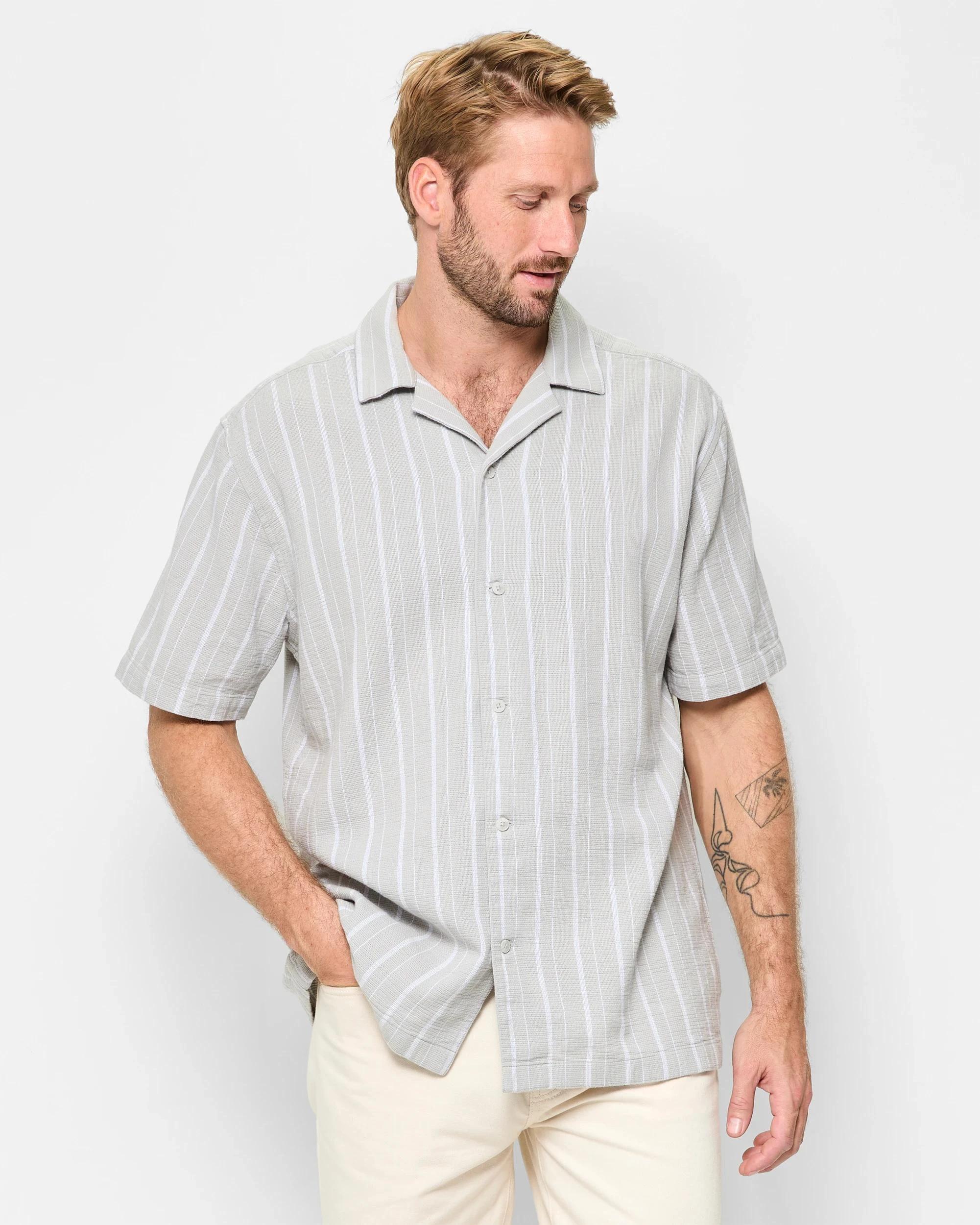 1 Target Australian Cotton Textured Short Sleeve Shirt ALLOY, 1 of 5